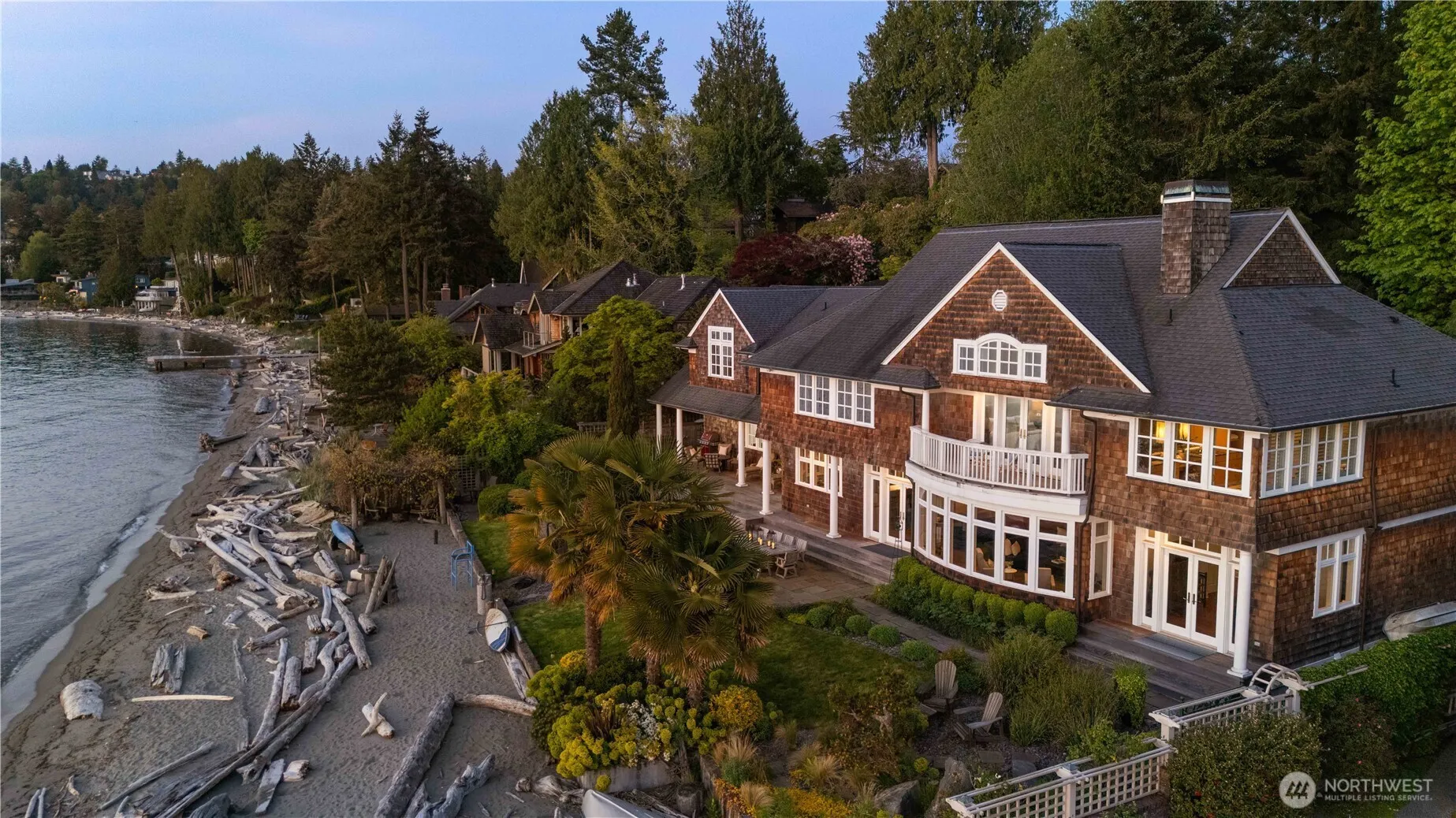 9325 Fauntleroy Way Sw, Seattle