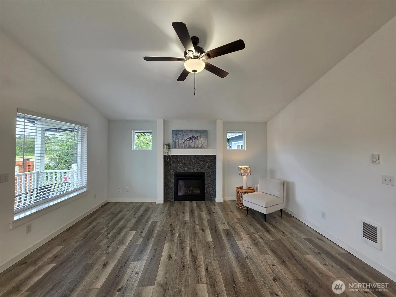 Property photo for 531 Point Brown Avenue Sw, Ocean Shores photo 4