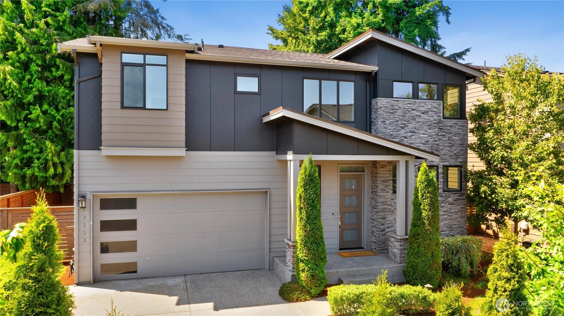 Property photo for 13223 111th Avenue Ne, Kirkland
