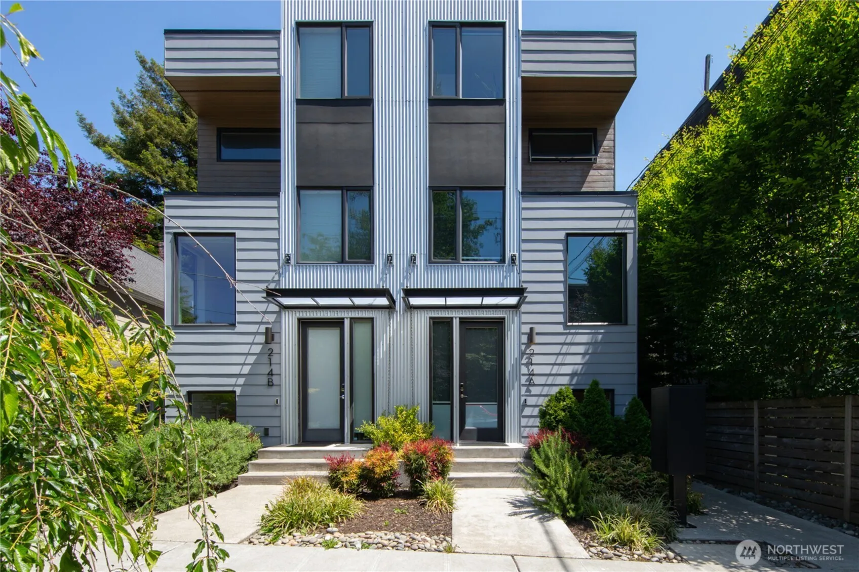 Property photo for 214 25th Avenue E #a, Seattle