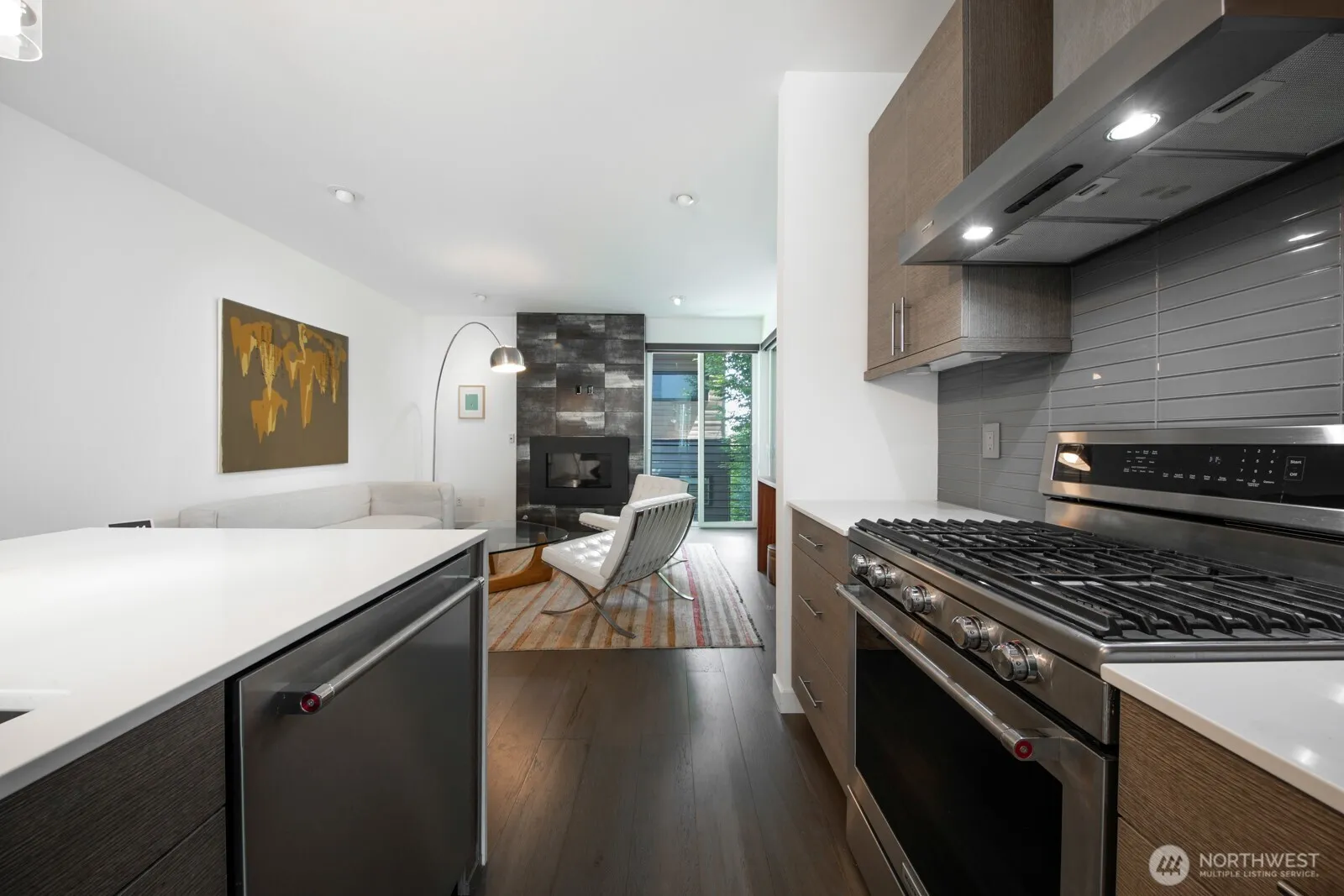 Property photo for 214 25th Avenue E #a, Seattle photo 5
