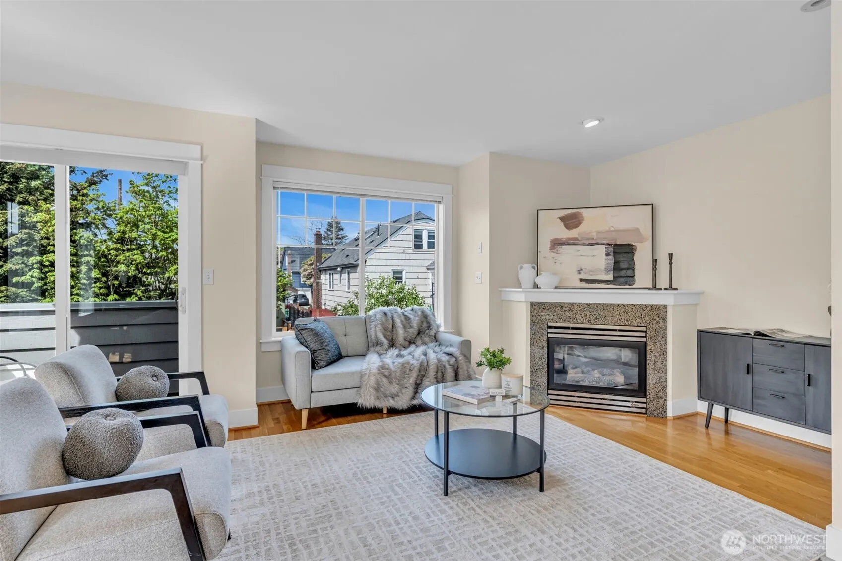 Property photo for 352 Nw 76th Street #b, Seattle