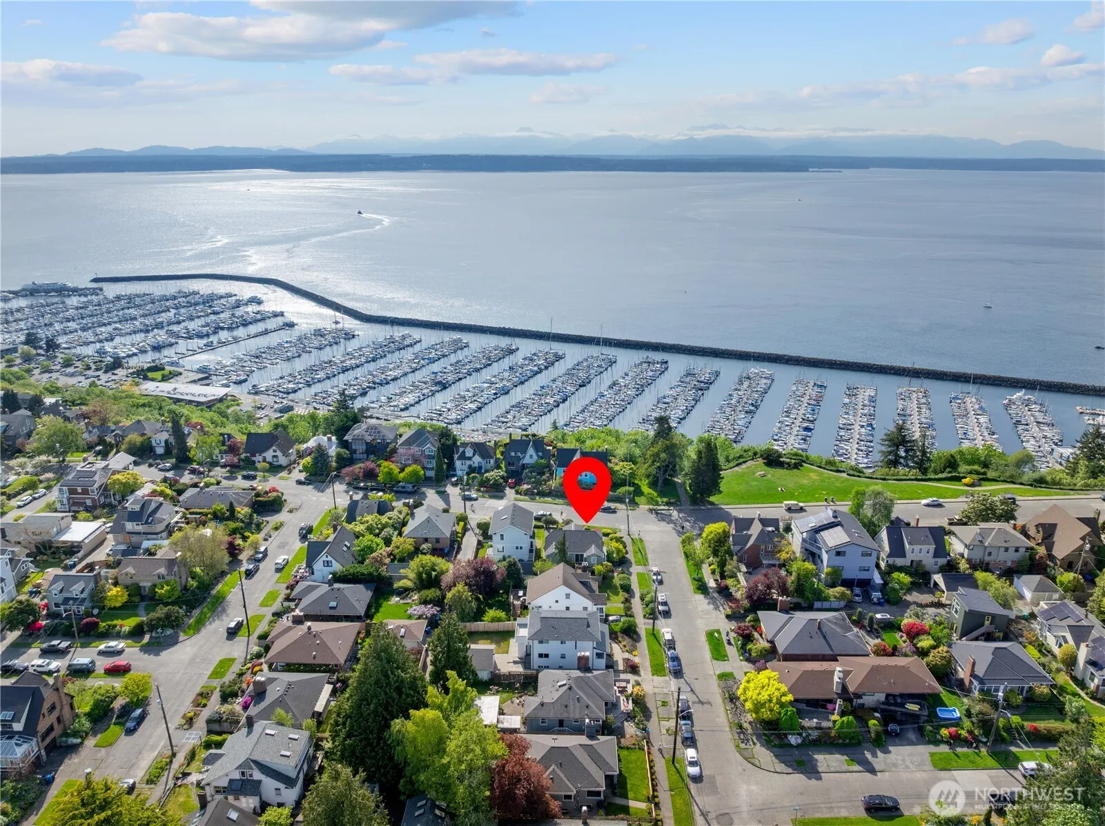 Property photo for 7430 34th Avenue Nw, Seattle