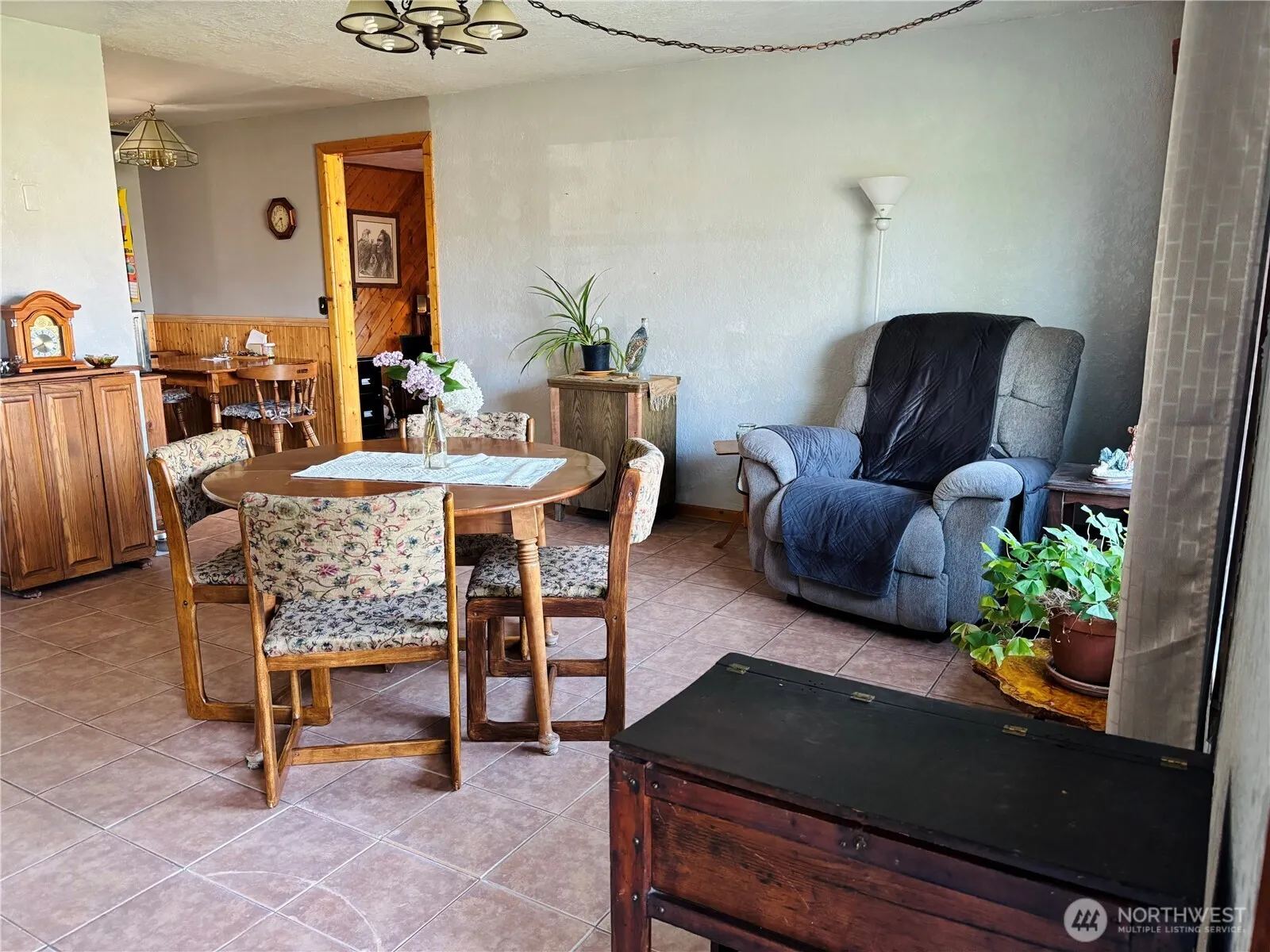 Property photo for 840 S Grand Drive, Moses Lake photo 3