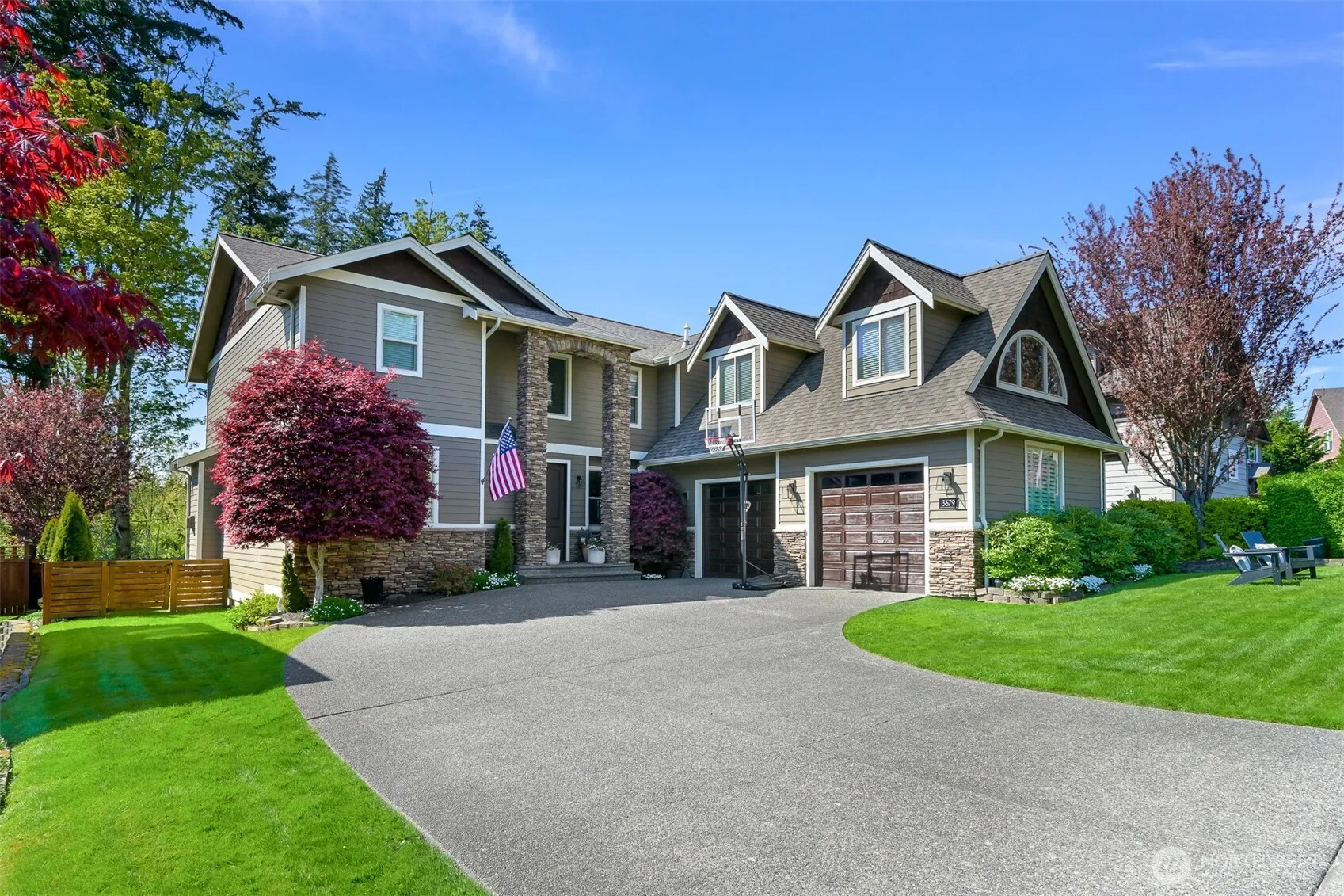 Property photo for 3679 Silver Oak Court, Bellingham