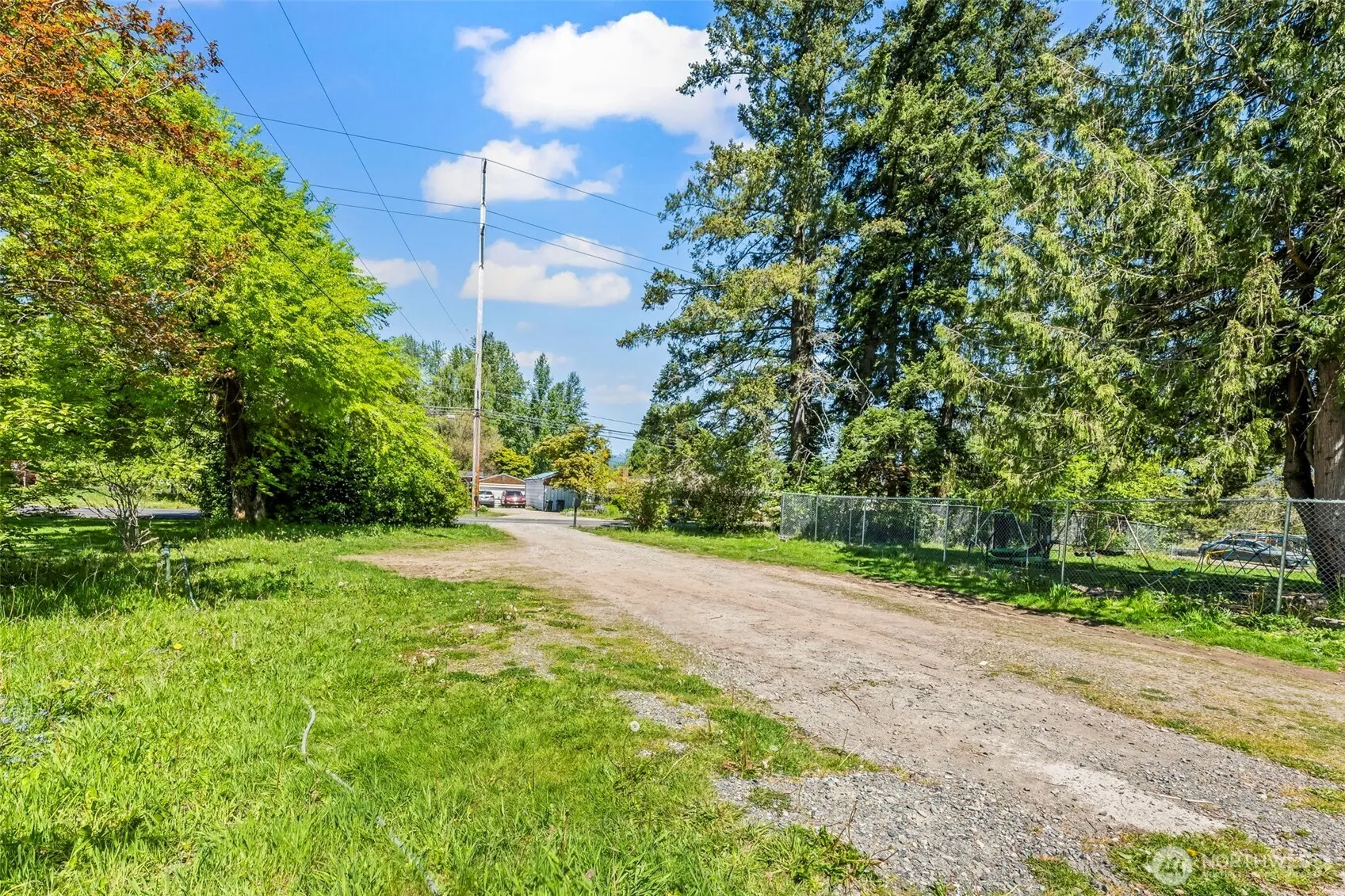 Property photo for 1720 80th Street E, Tacoma photo 3