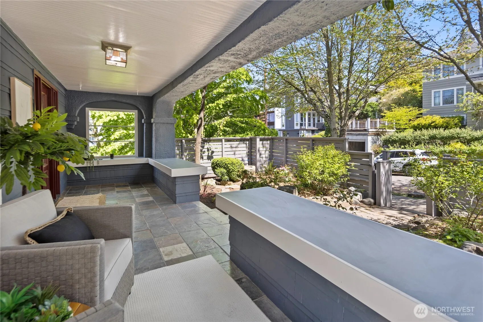 Property photo for 1901 8th Avenue W, Seattle photo 4