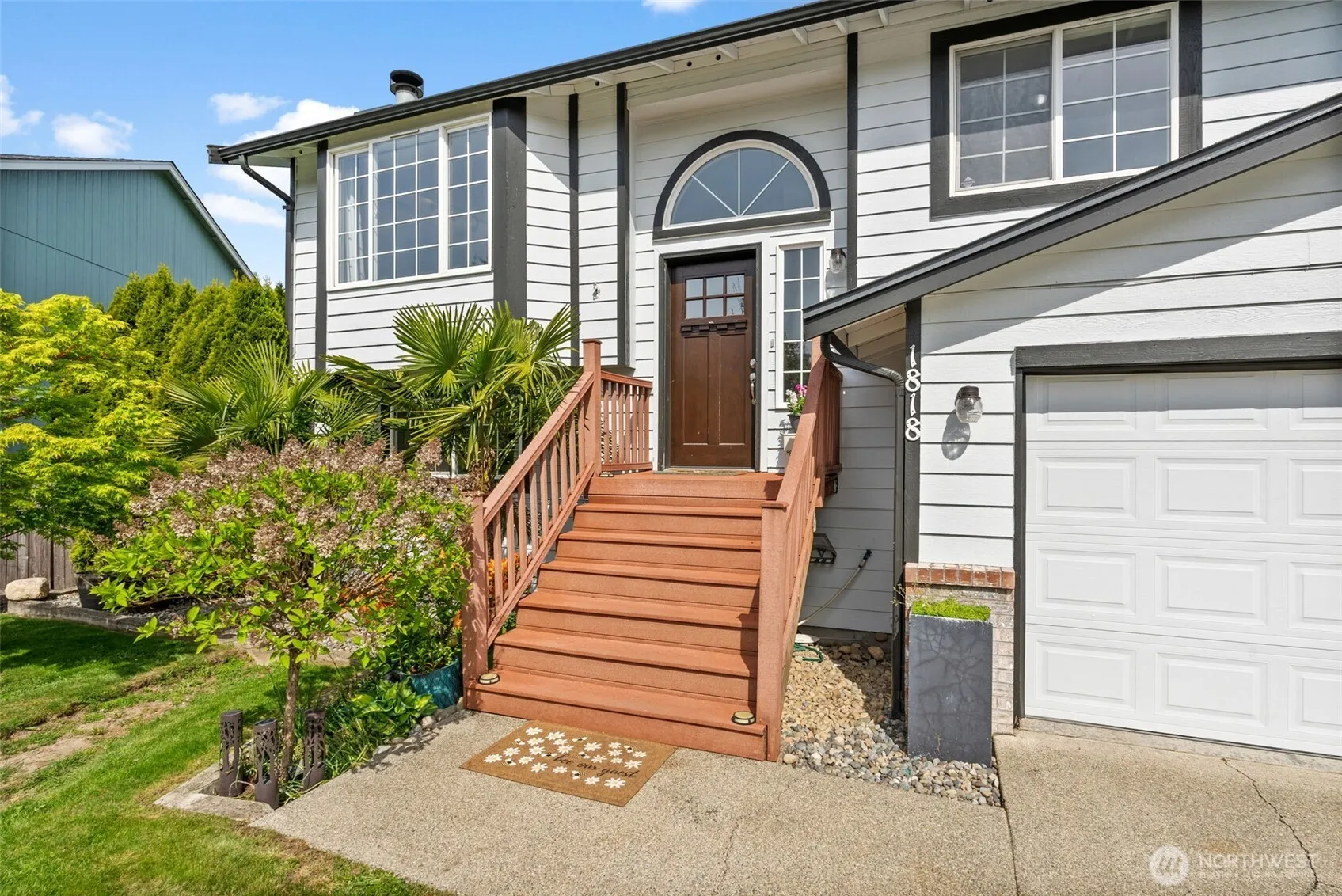 Property photo for 1818 Larkspur Court Se, Puyallup photo 2