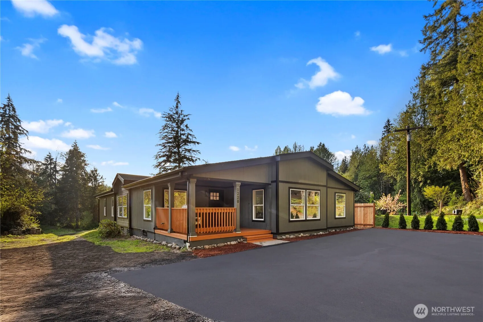 1220 Carlson Road, Snohomish