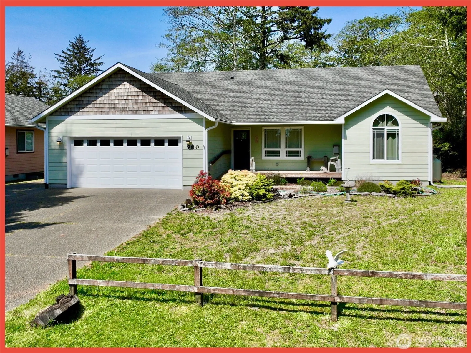 Property photo for 980 Mount Olympus Avenue Se, Ocean Shores