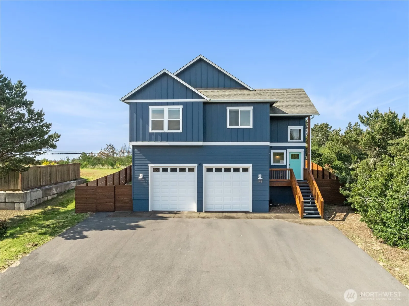 Property photo for 193 Marine View Drive Se, Ocean Shores