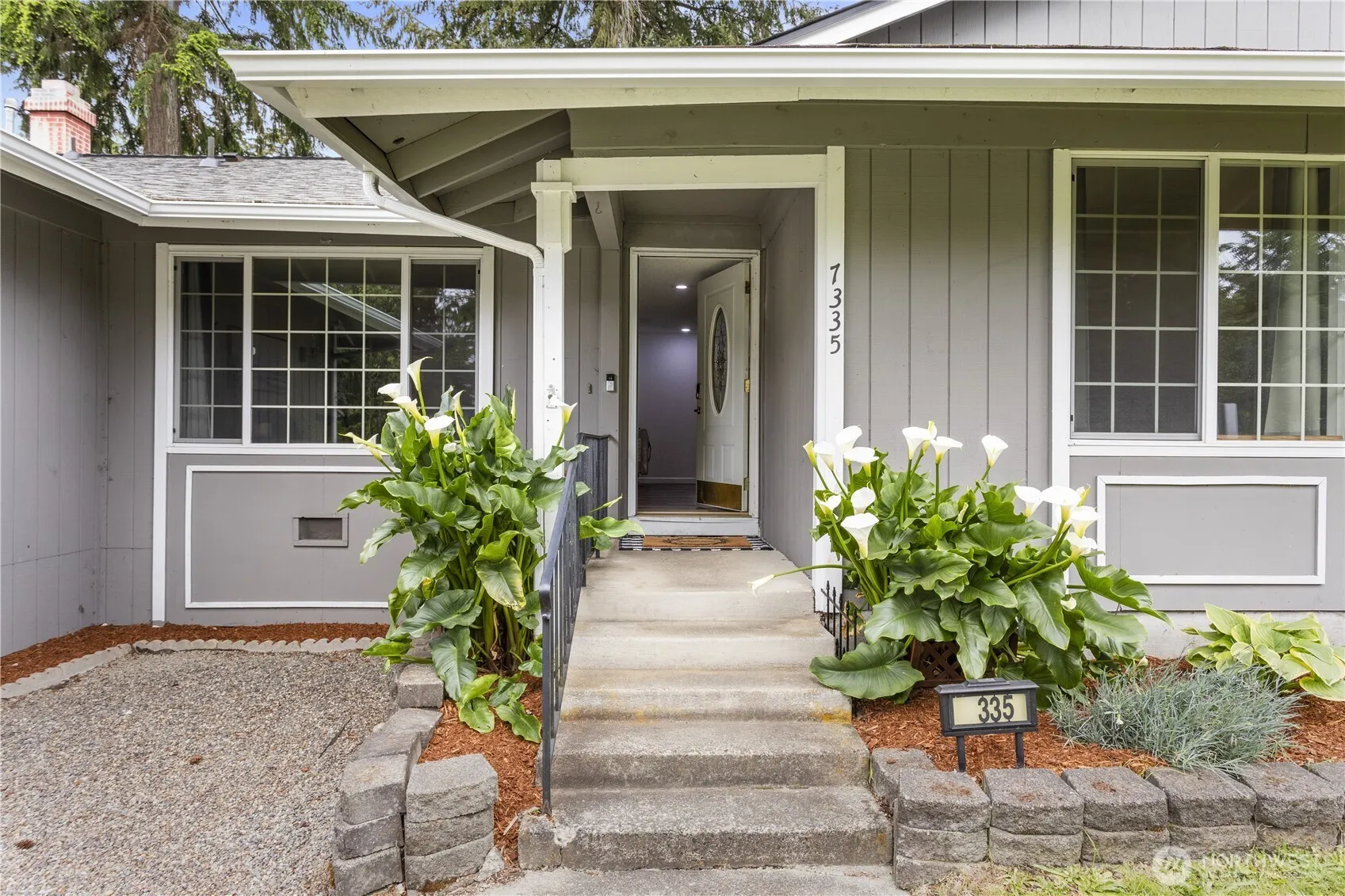 Property photo for 7335 Aegean Boulevard Ne, Bremerton photo 3