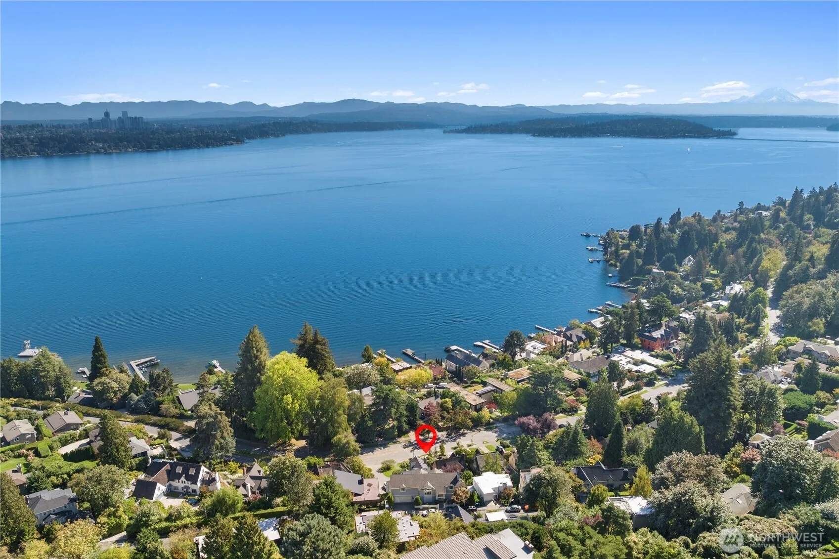 640 Hillside Drive E, Seattle