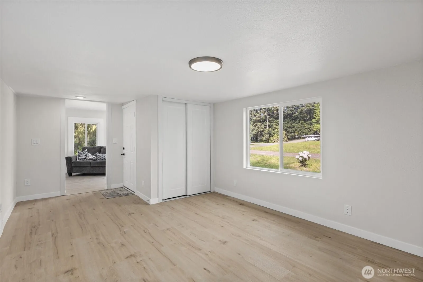 Property photo for 8661 State Highway 303 Ne, Bremerton photo 5