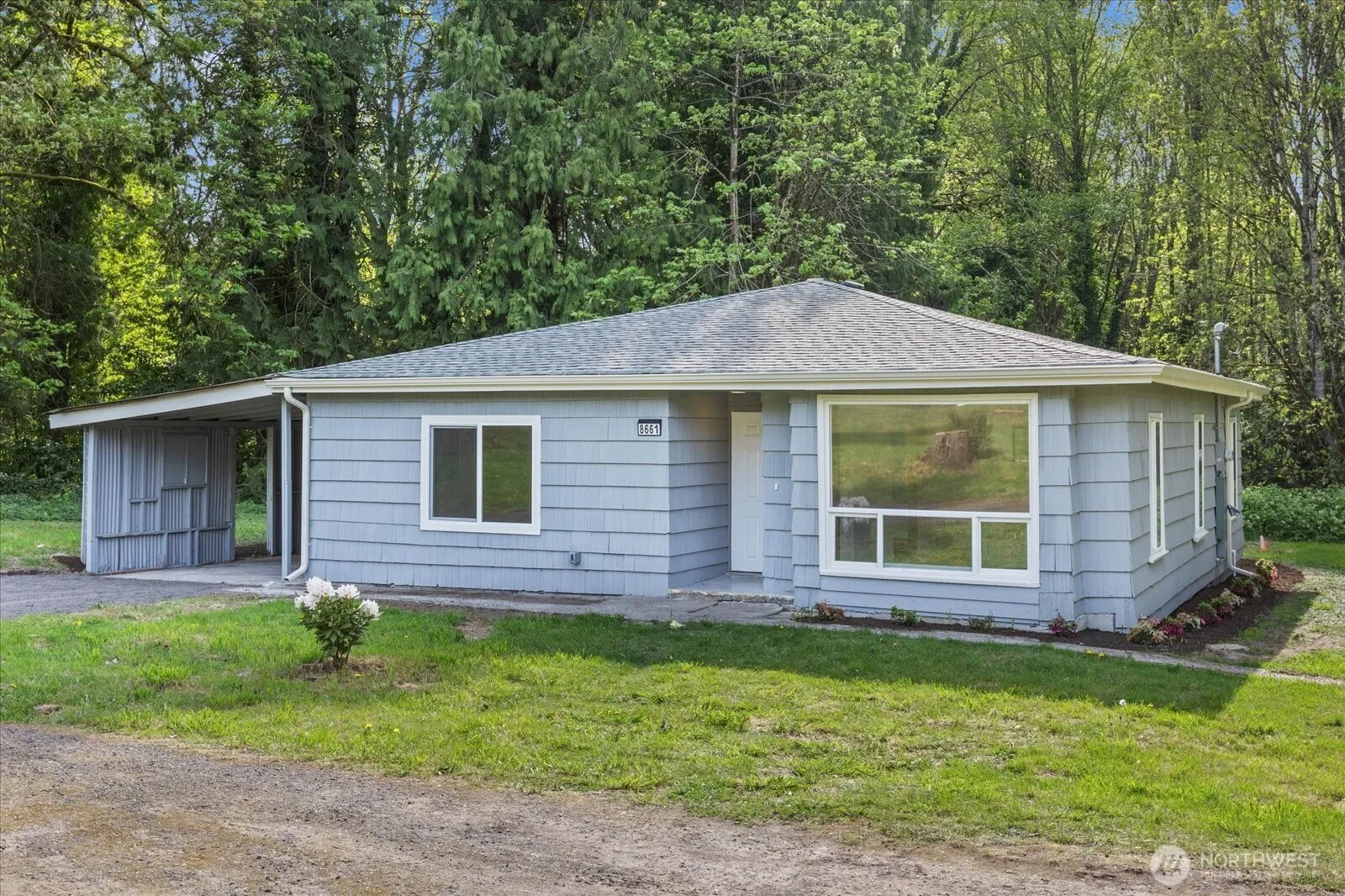 Property photo for 8661 State Highway 303 Ne, Bremerton photo 2