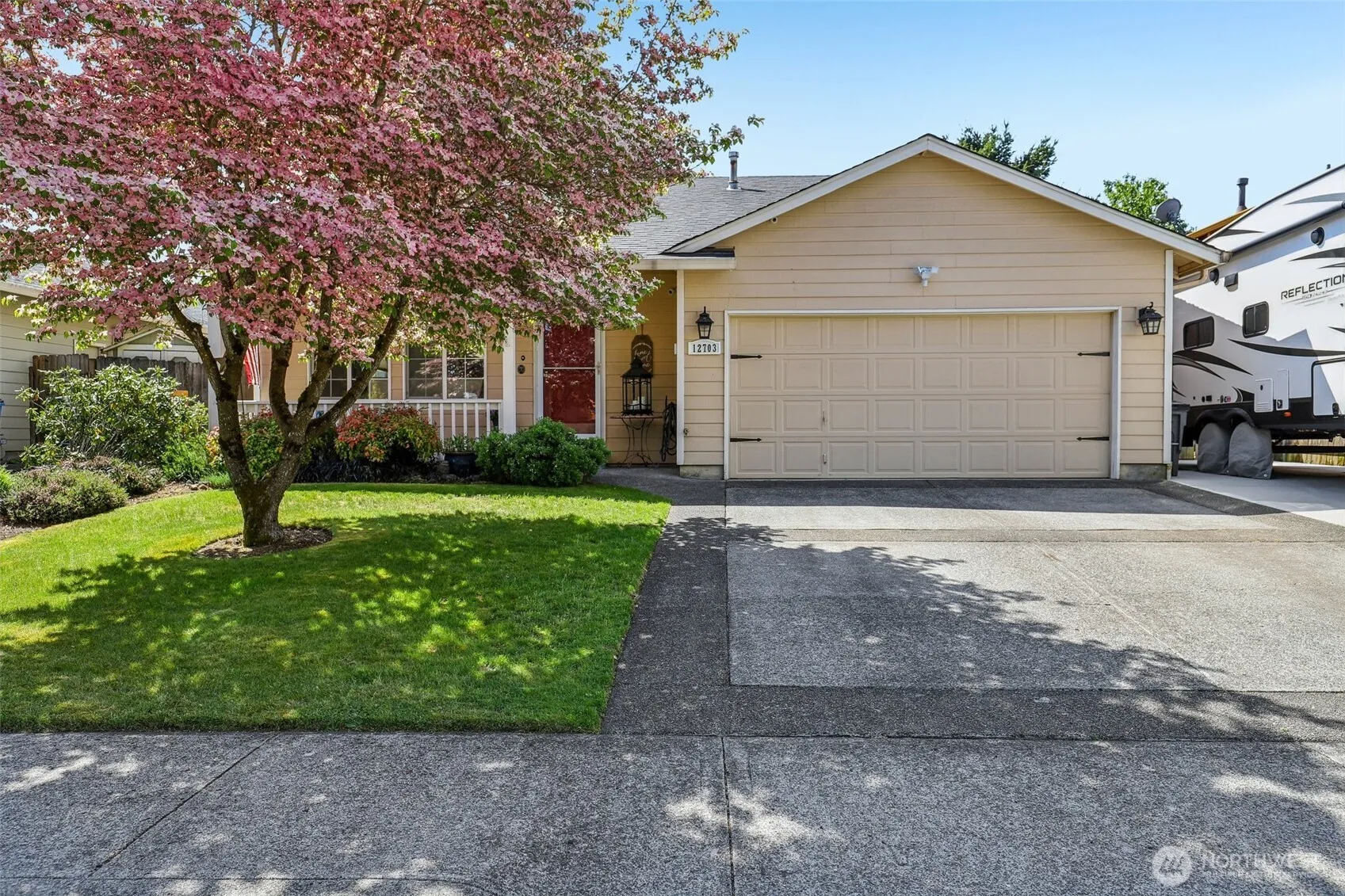 Property photo for 12703 Ne 46th Street, Vancouver