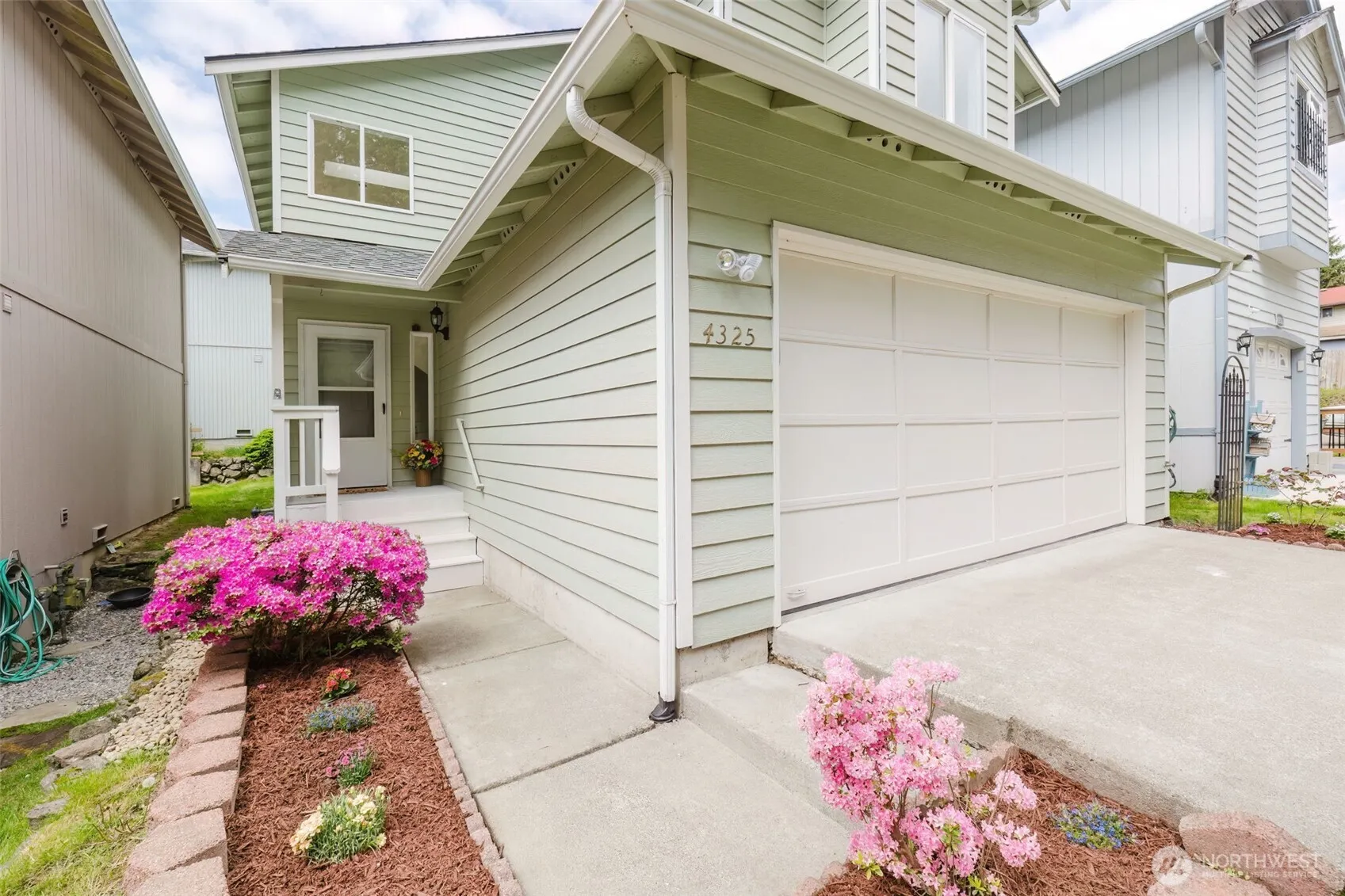 Property photo for 4325 Clogston Ave Ne, Bremerton