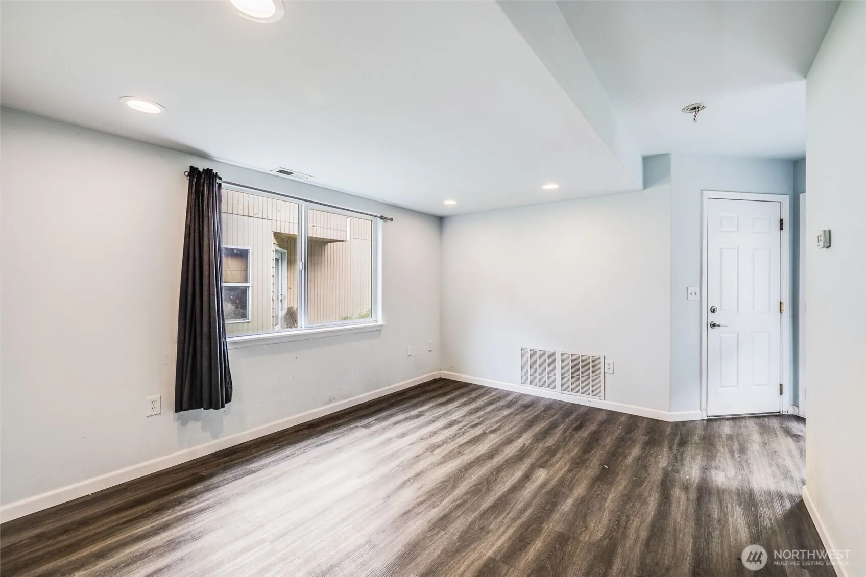Property photo for 12225 47th Avenue S, Seattle photo 5
