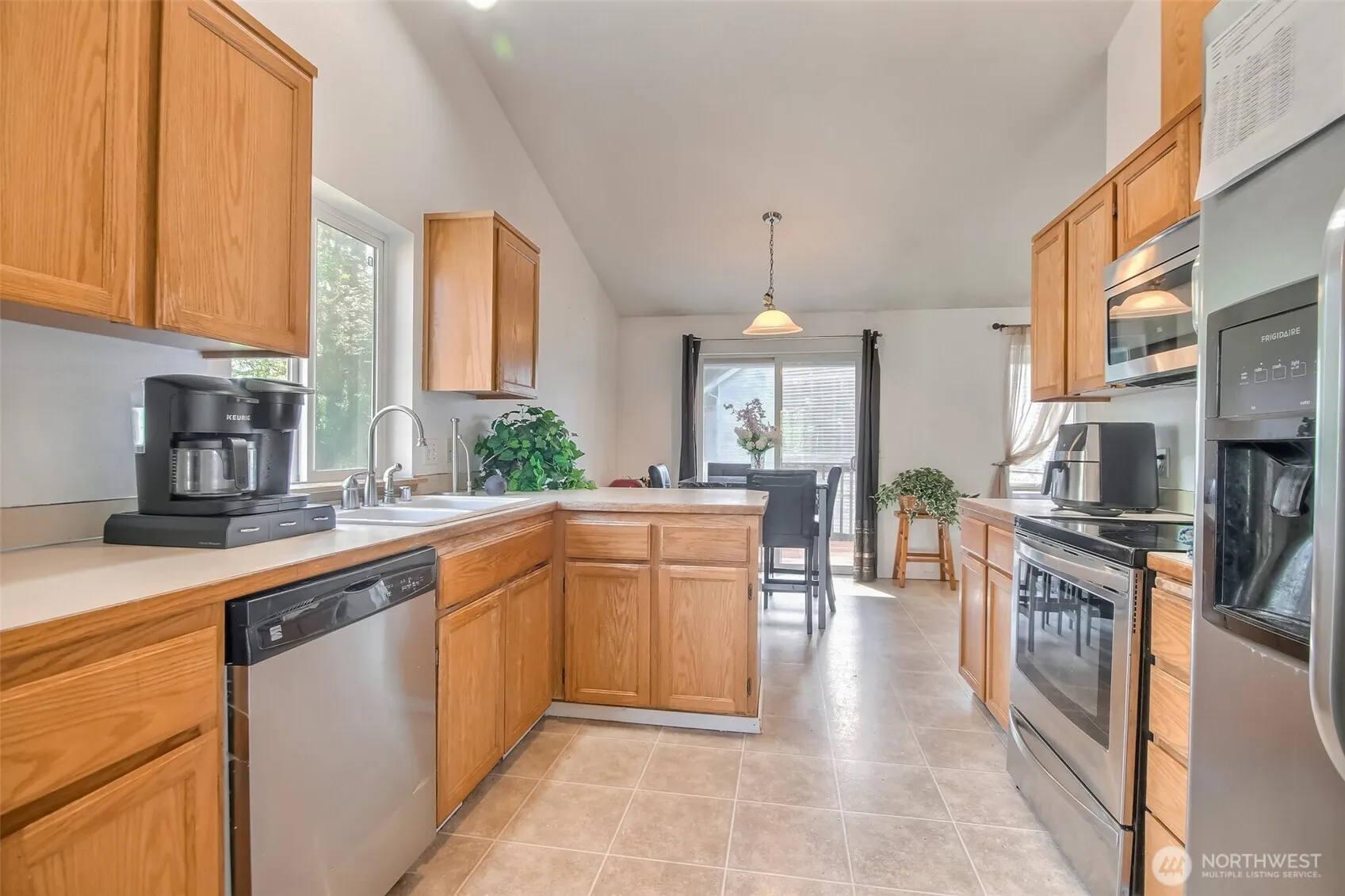 Property photo for 6822 153rd Street Ct E, Puyallup photo 4