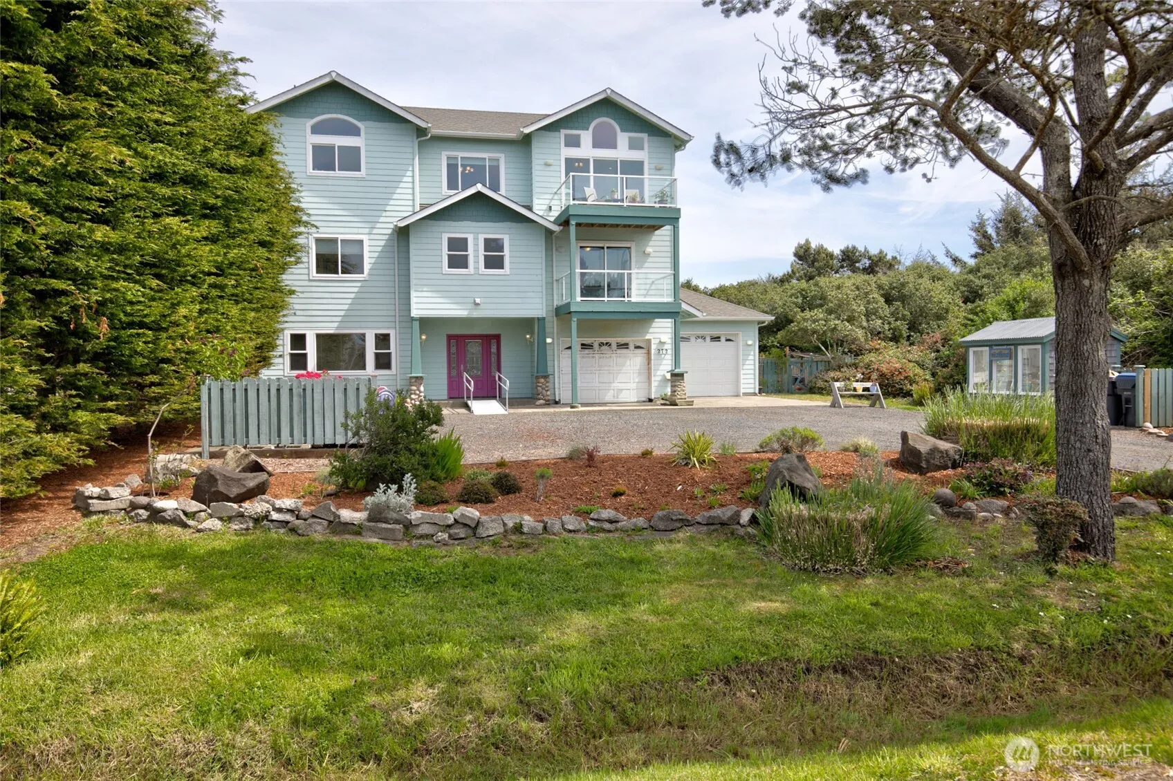 Property photo for 272 Sand Dune Avenue Nw, Ocean Shores