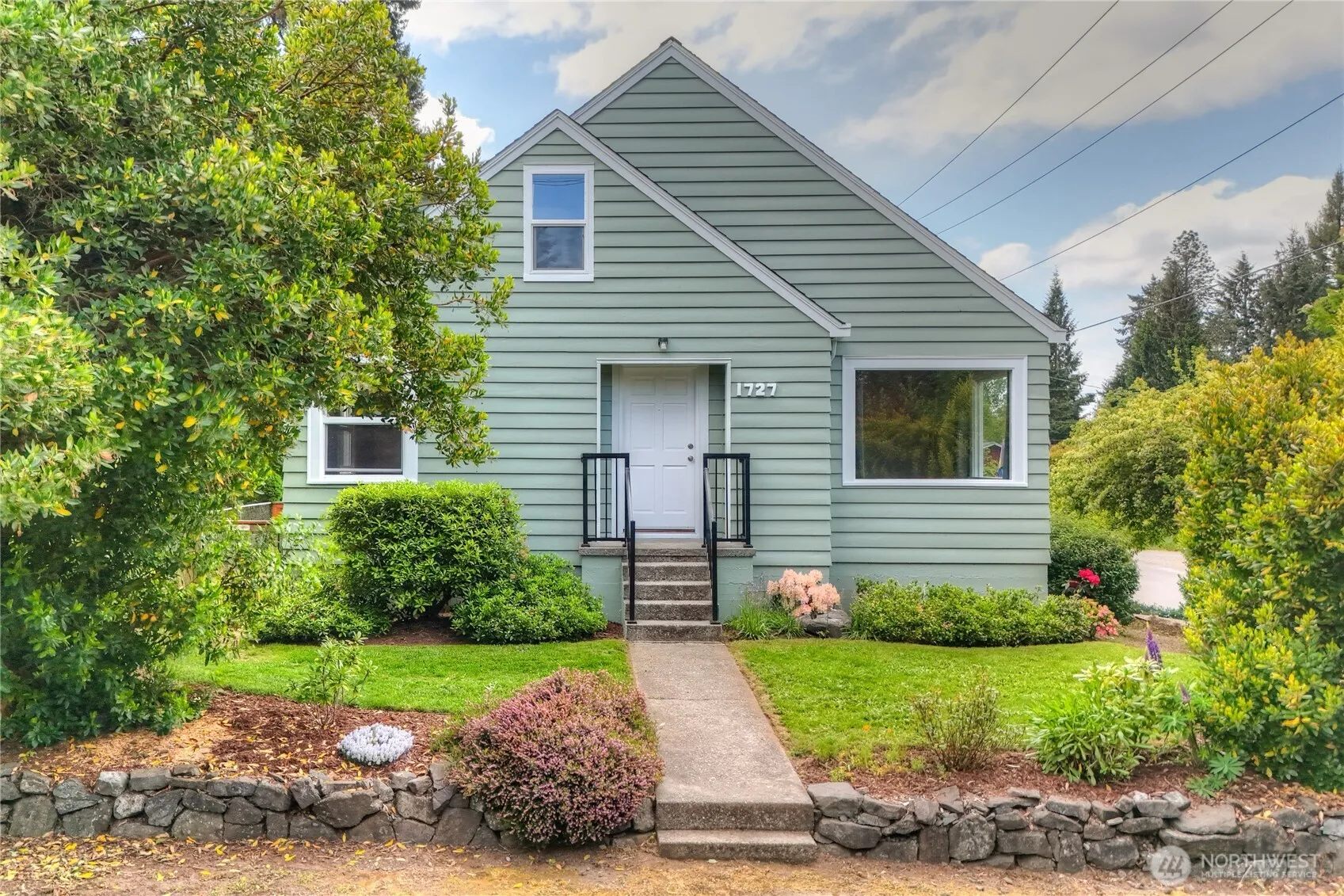 Property photo for 1727 Conger Avenue Nw, Olympia