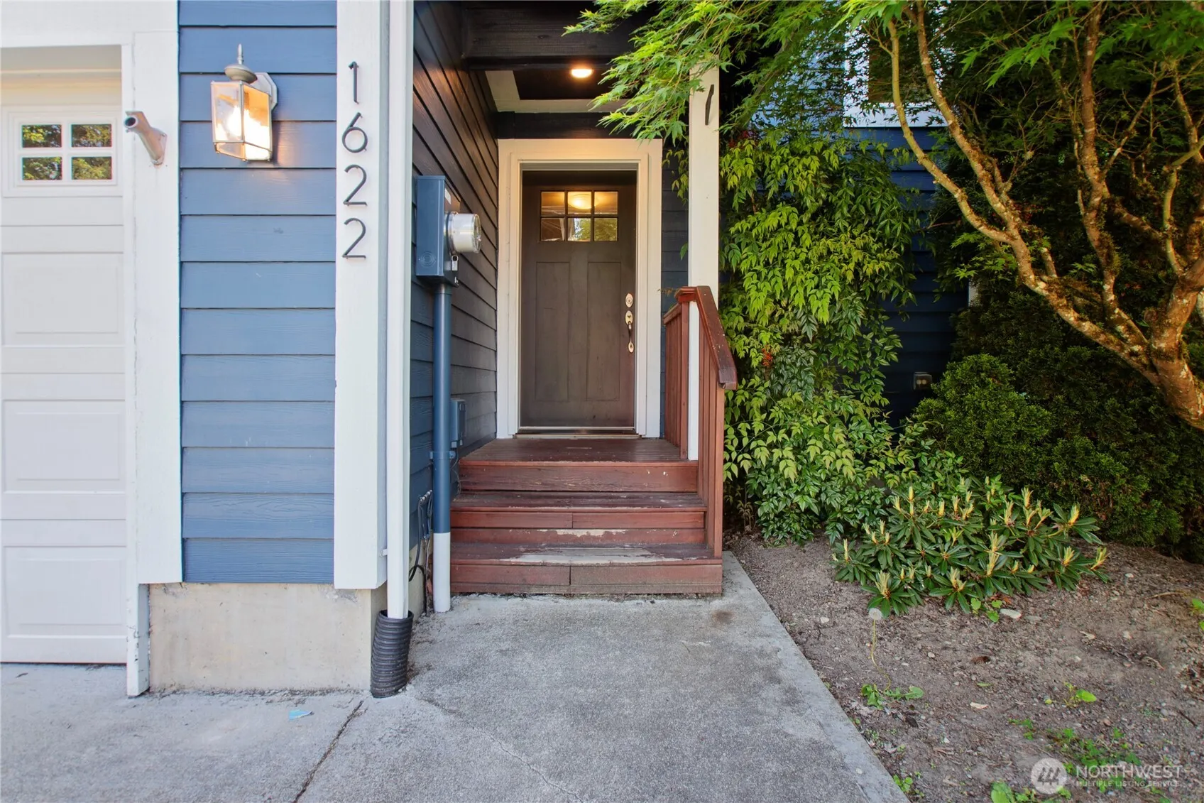 Property photo for 1622 Eastside Street Se, Olympia photo 3