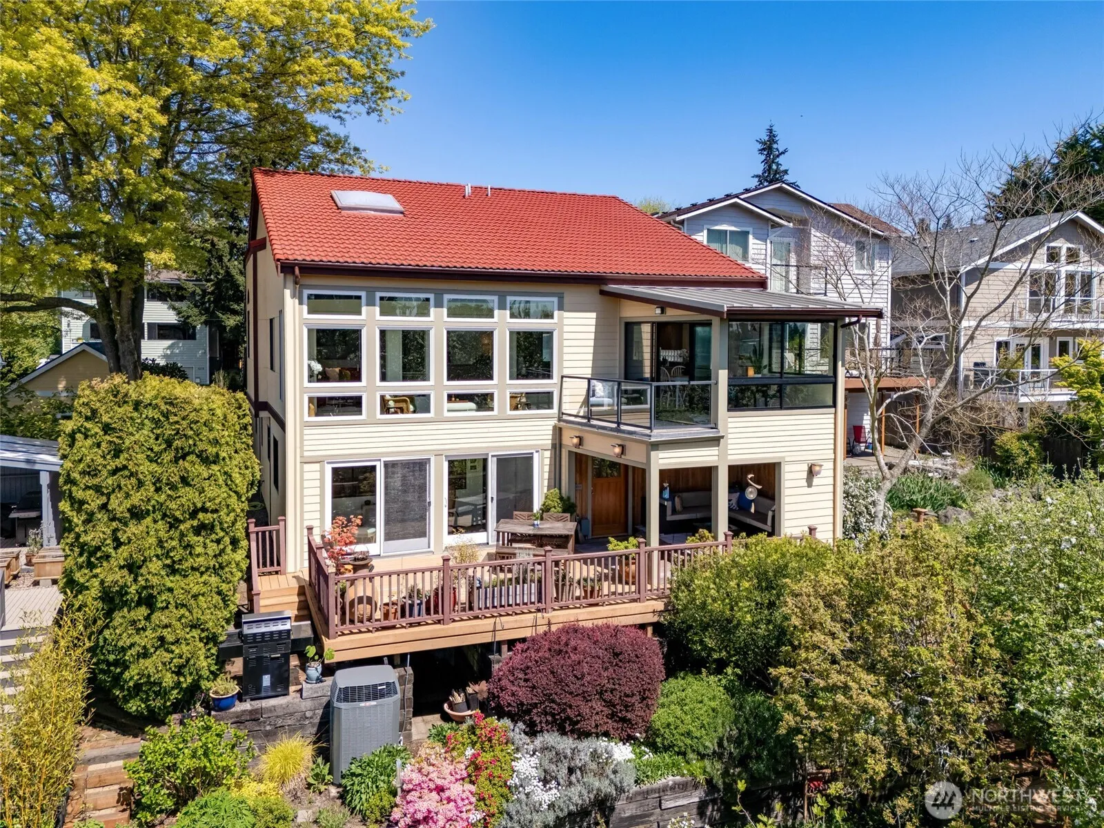 Property photo for 4215 Sw Sullivan Street, Seattle