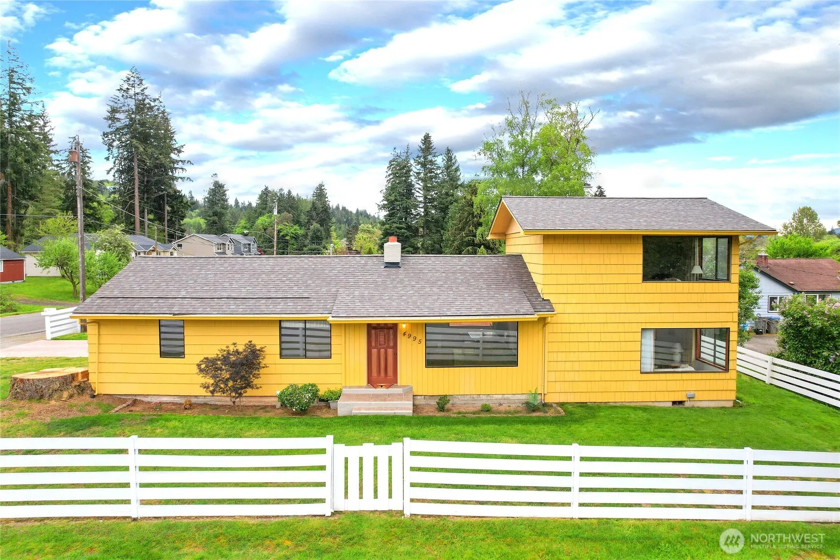 Property photo for 4995 Johnson Street Nw, Bremerton