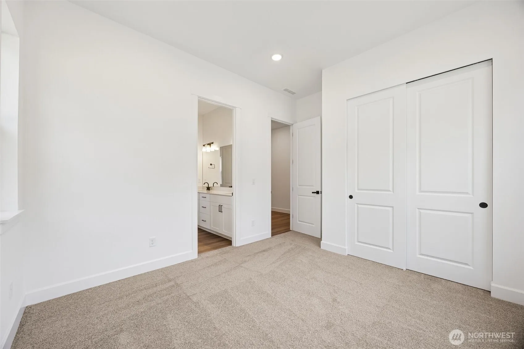 Property photo for 10619 132nd Avenue Ne #101, Lake Stevens photo 5