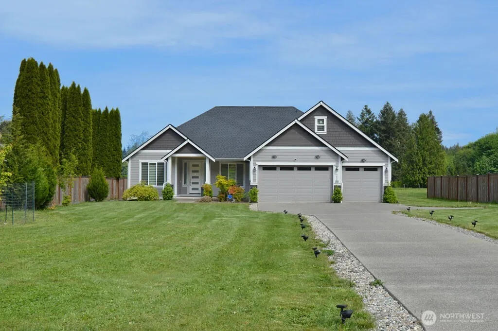 Property photo for 4620 Wiggins Road Se, Olympia