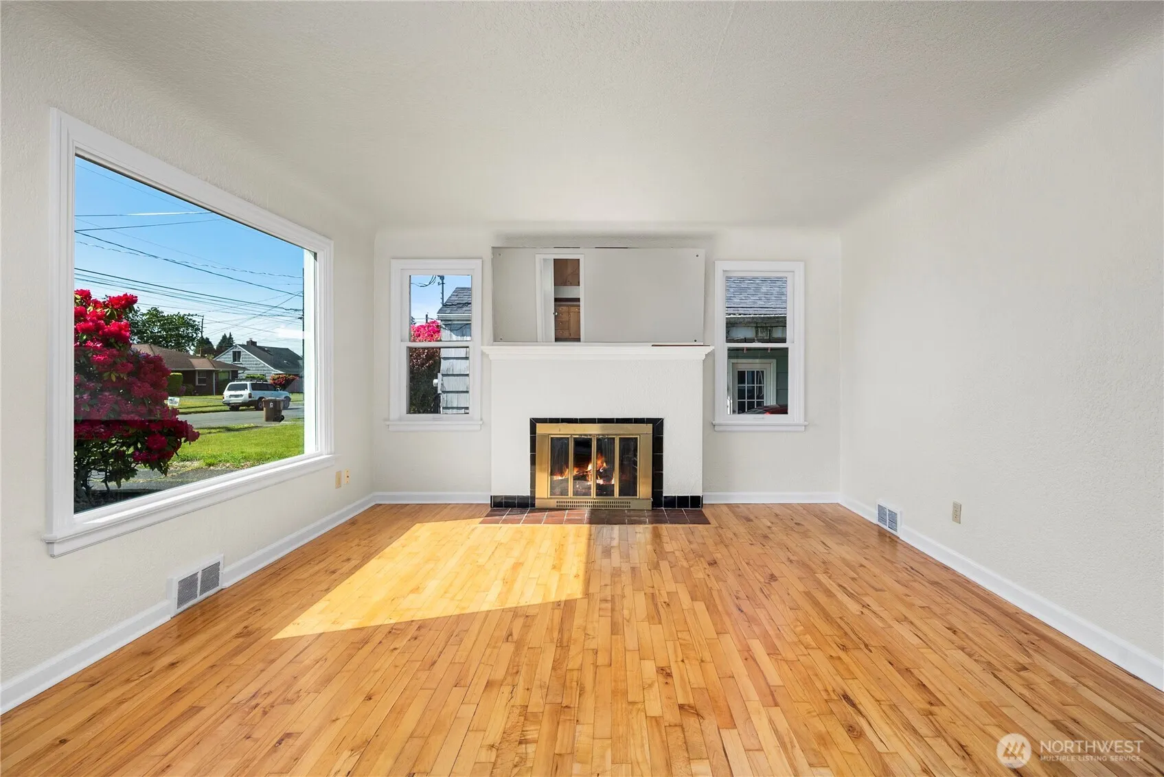 Property photo for 6027 S Bell Street, Tacoma photo 3