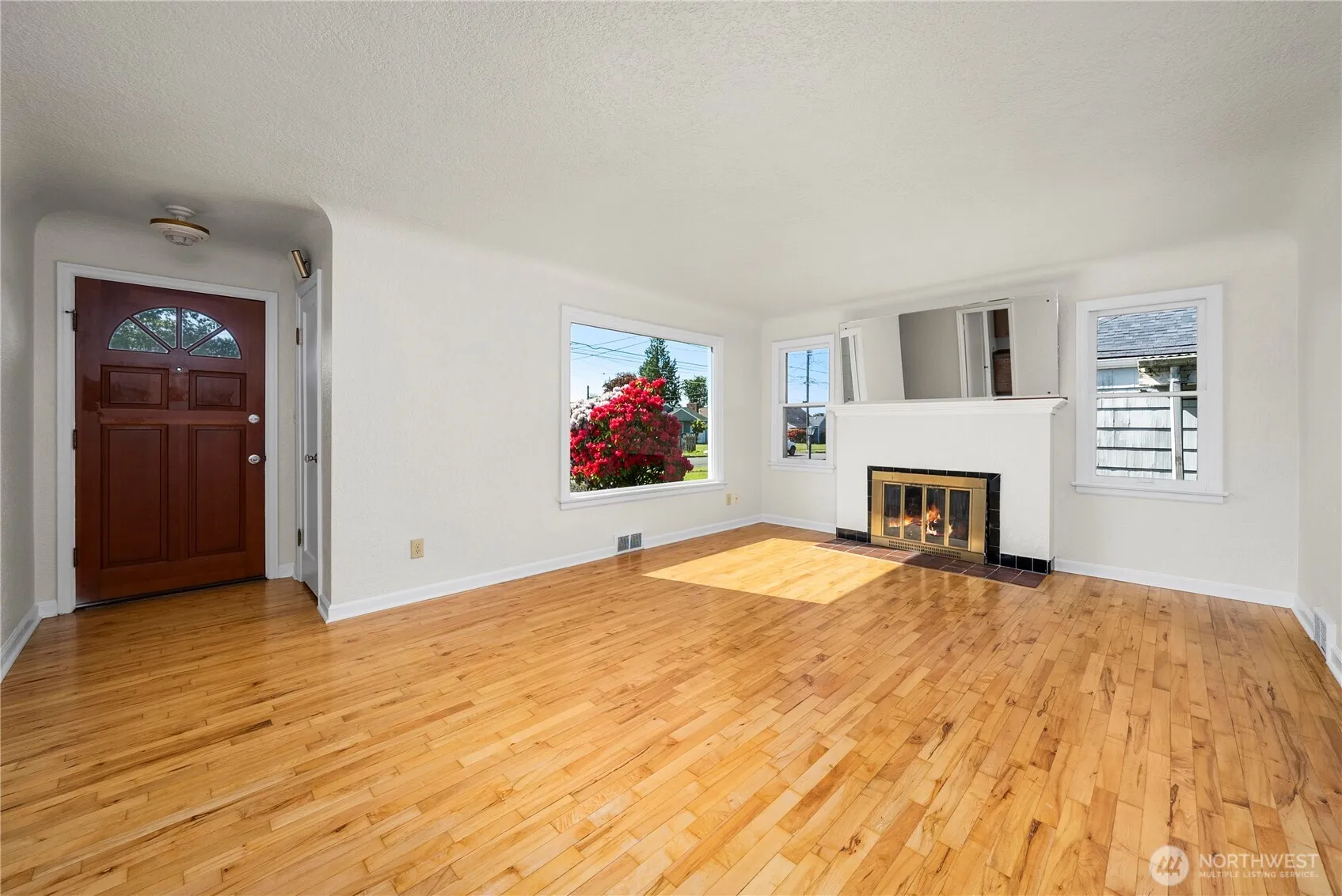 Property photo for 6027 S Bell Street, Tacoma photo 4
