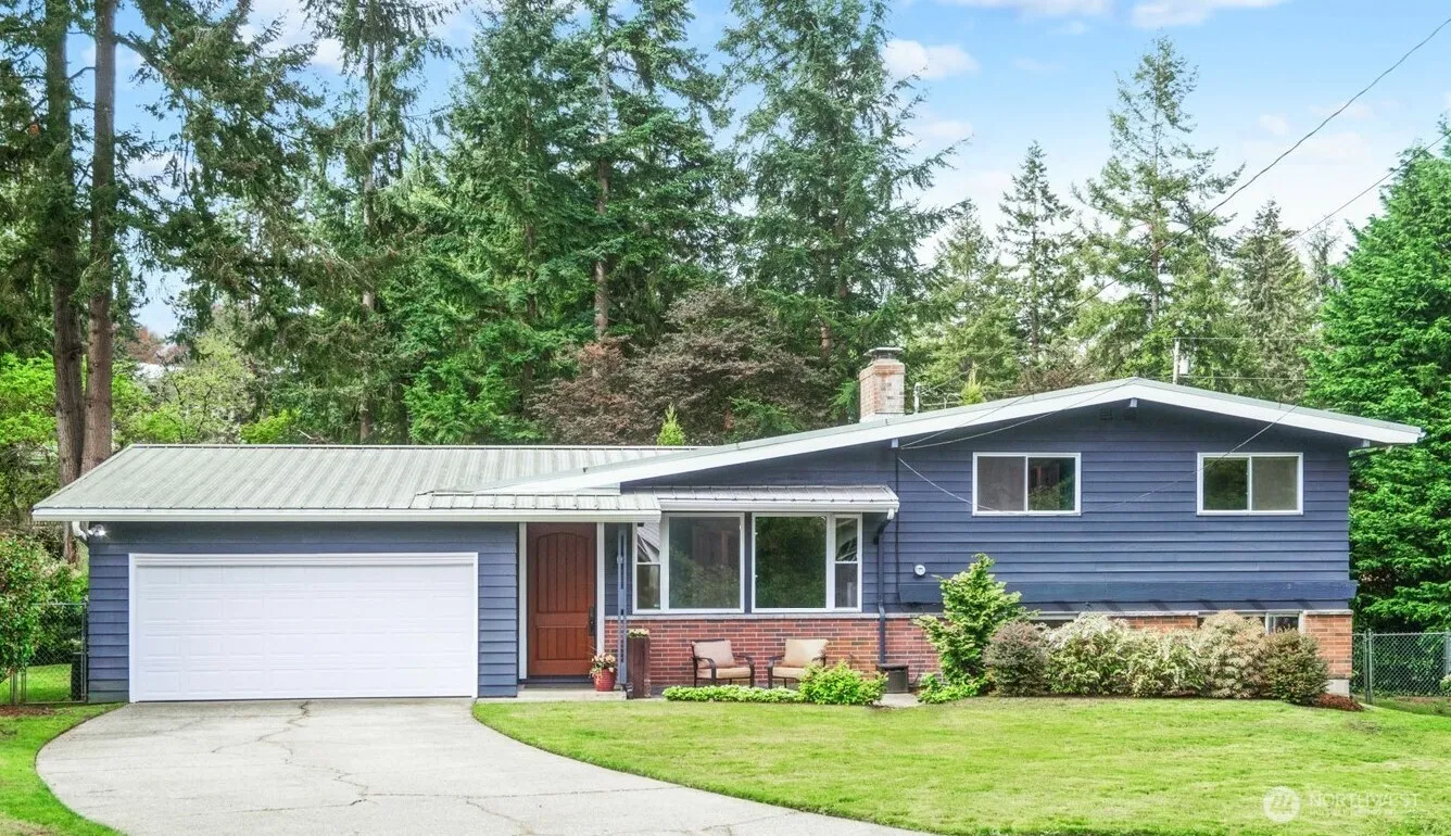 Property photo for 12235 Se 62nd Street, Bellevue
