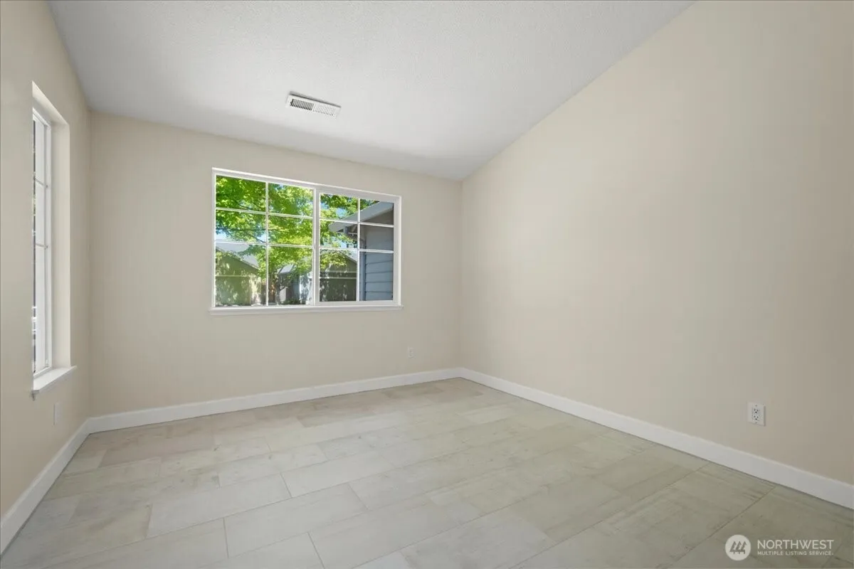 Property photo for 18201 Se 19th Street, Vancouver photo 5