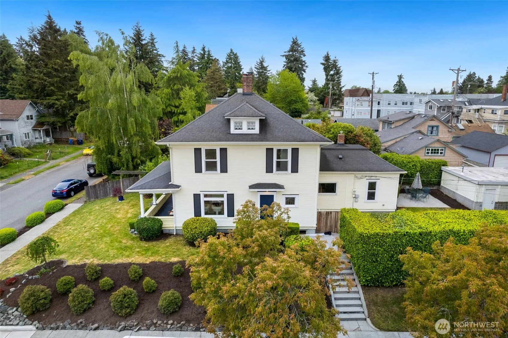 Property photo for 624 S Lawrence Street, Tacoma photo 2