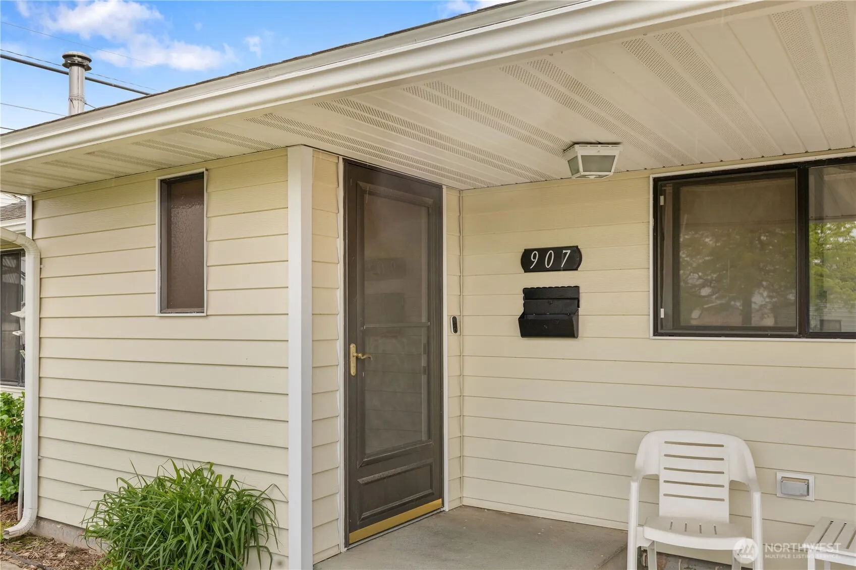 Property photo for 907 E Cherry, Moses Lake photo 2