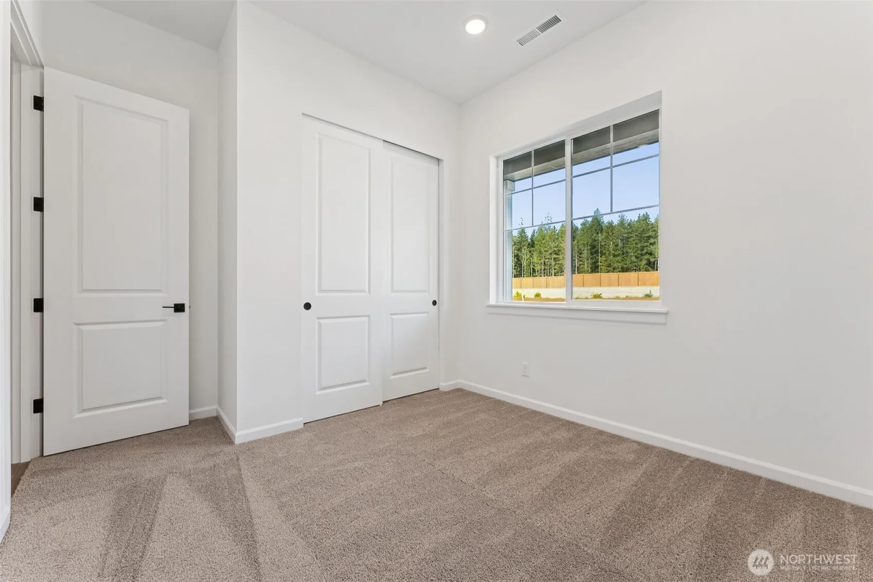 Property photo for 5741 Thornhill Avenue Sw #326, Port Orchard photo 4