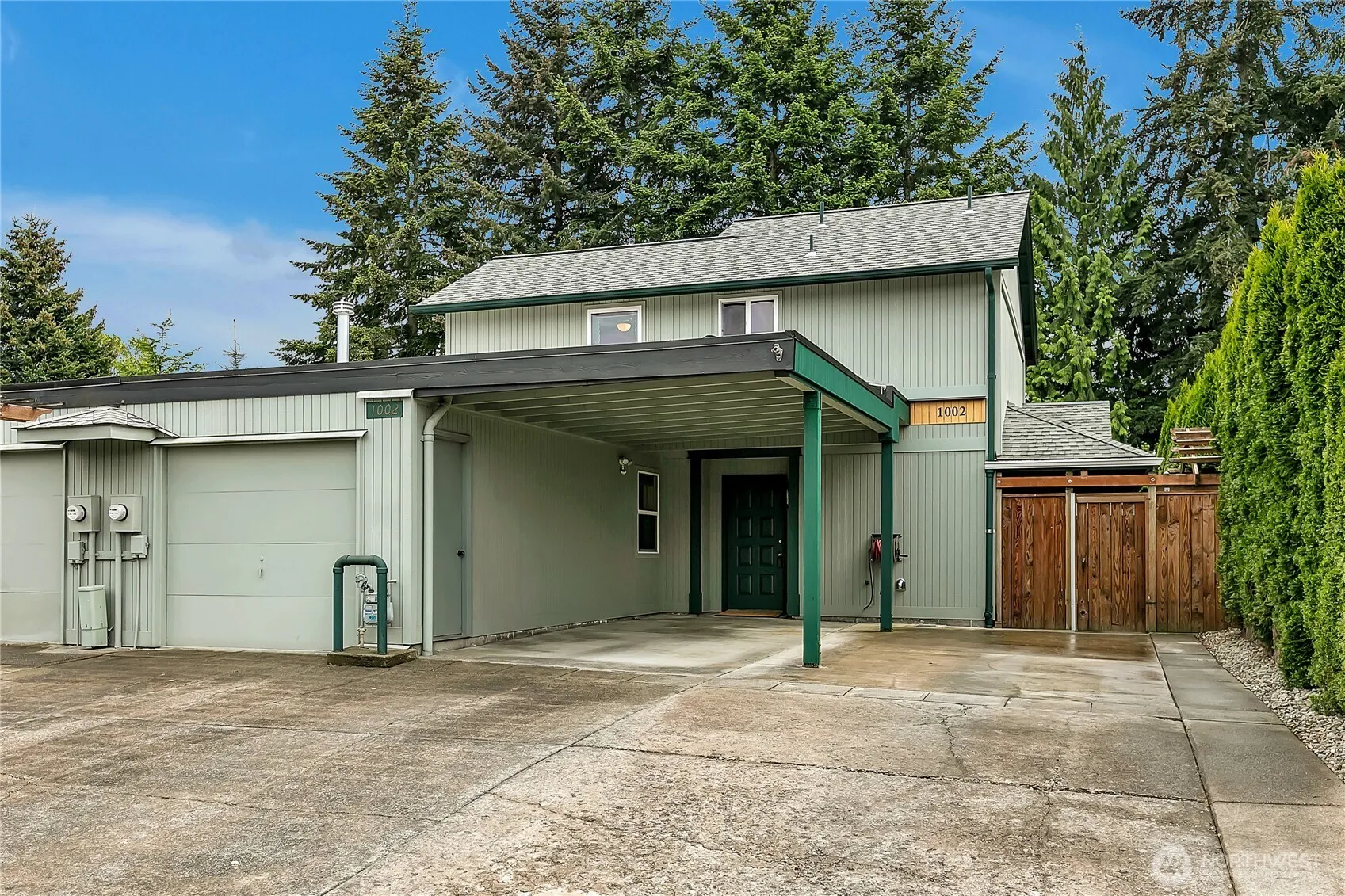 Property photo for 1002 30th Street Ne, Auburn photo 2