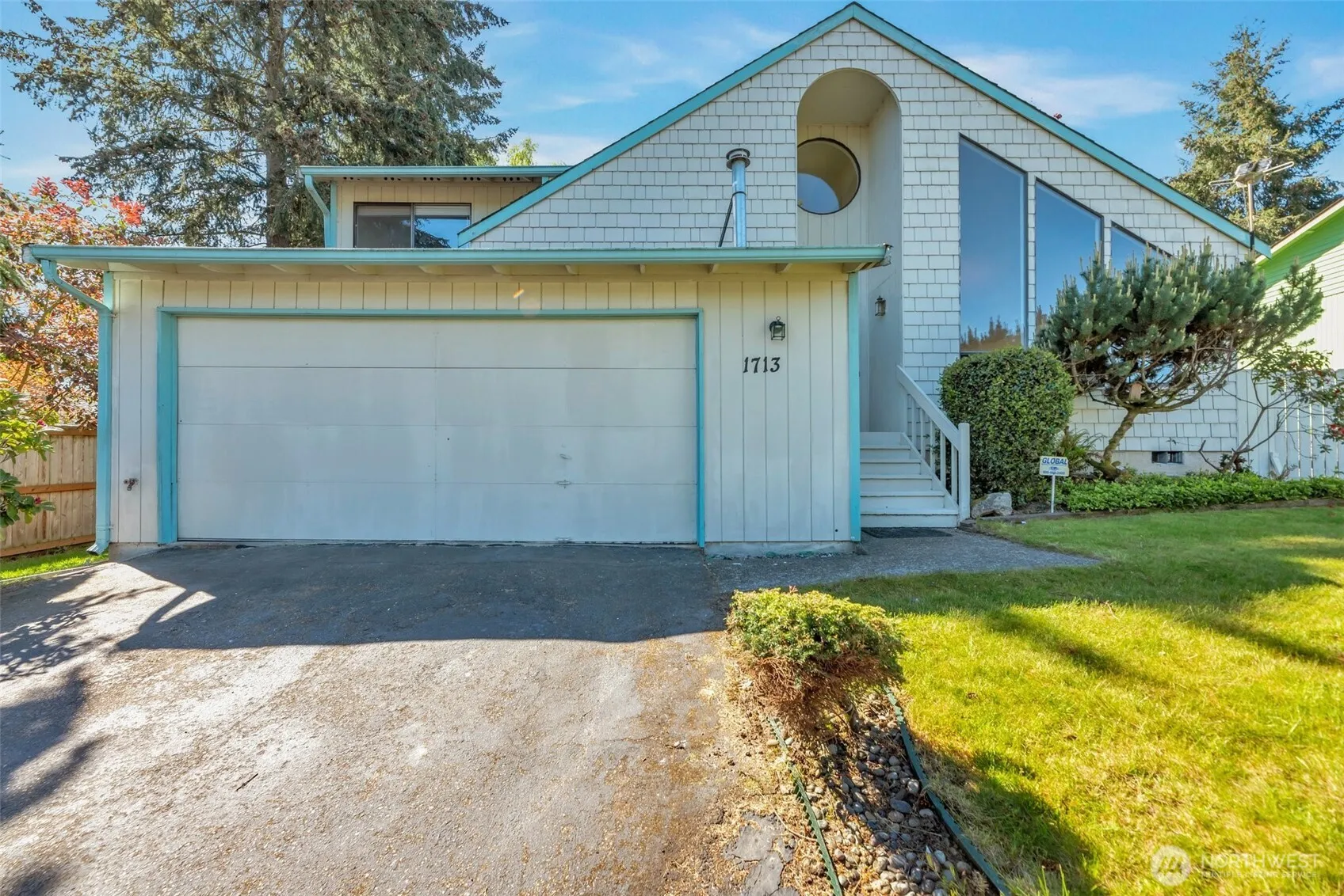 1713 Sw 325th Place, Federal Way
