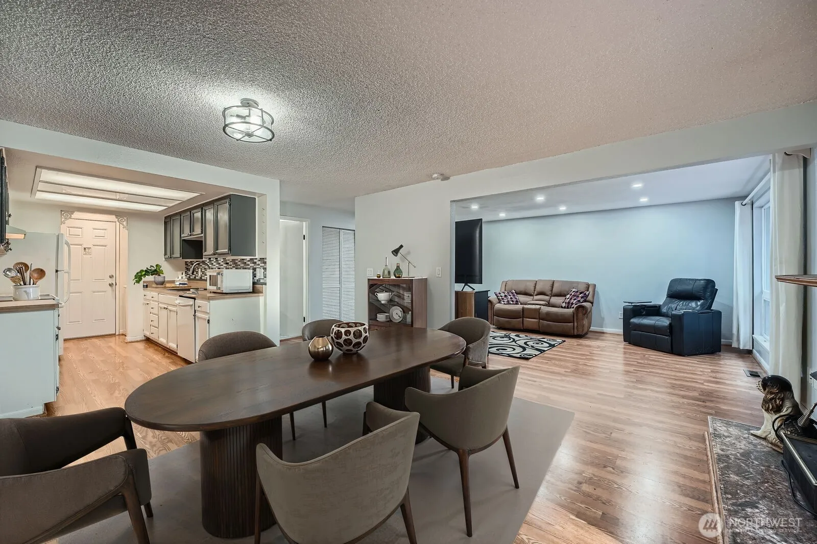 2703 Se Fir Street Se, Auburn