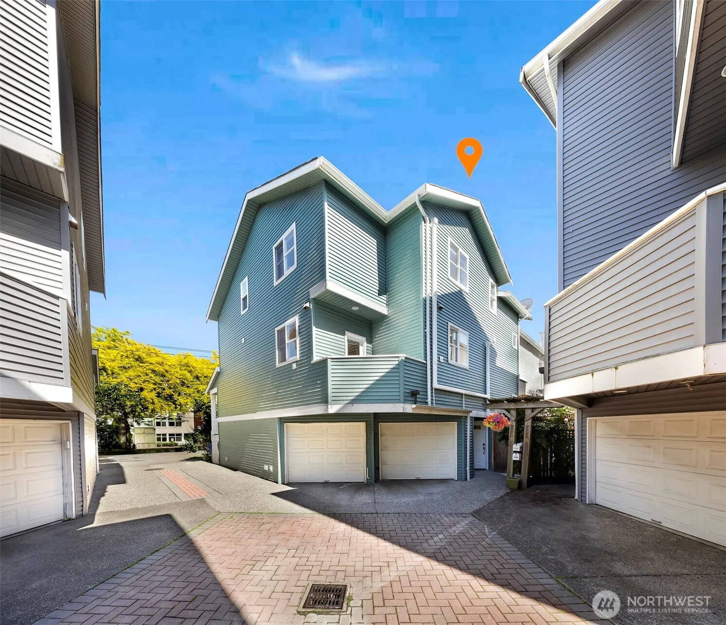 Property photo for 6547 5th Avenue Ne #b, Seattle