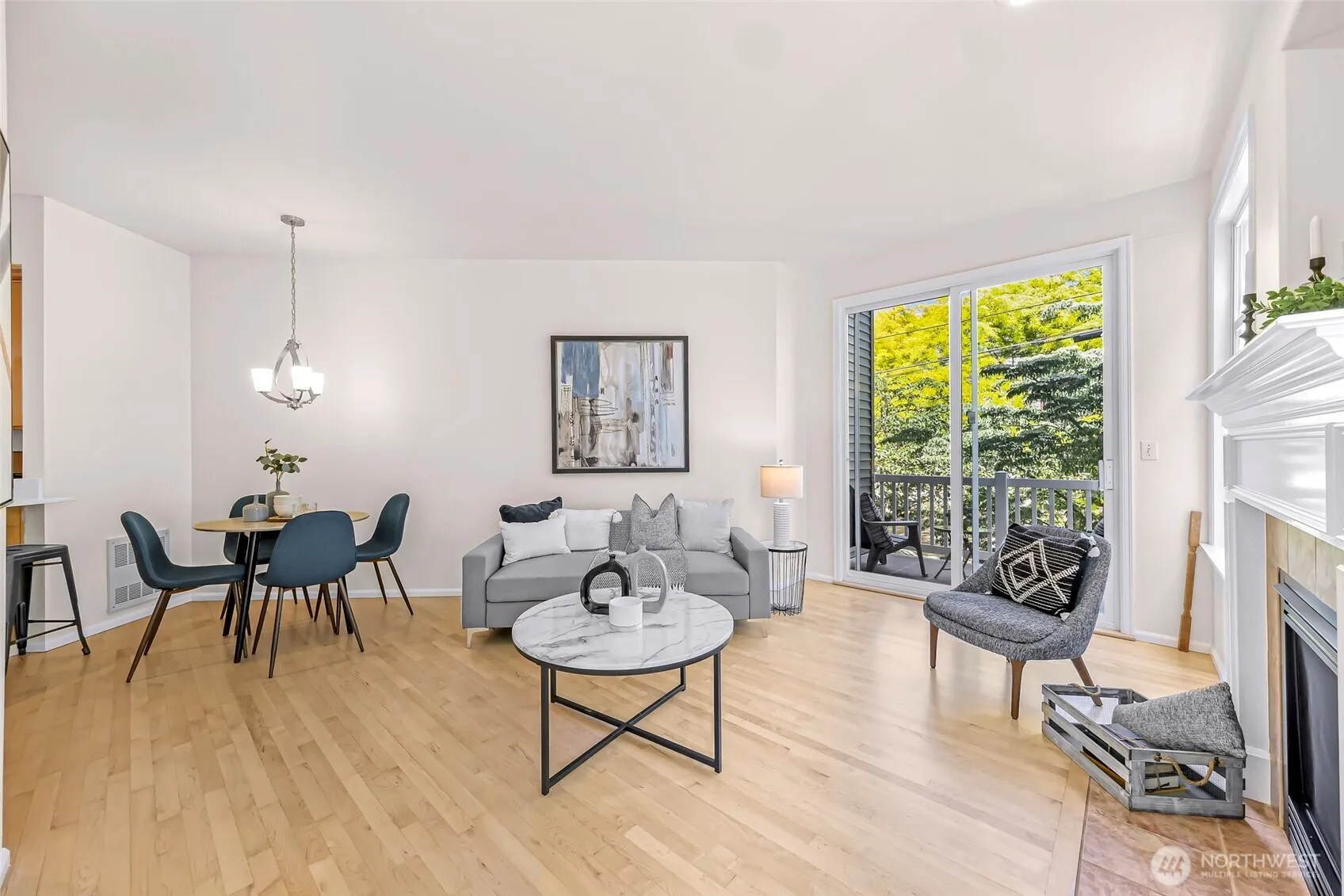 Property photo for 6547 5th Avenue Ne #b, Seattle photo 4