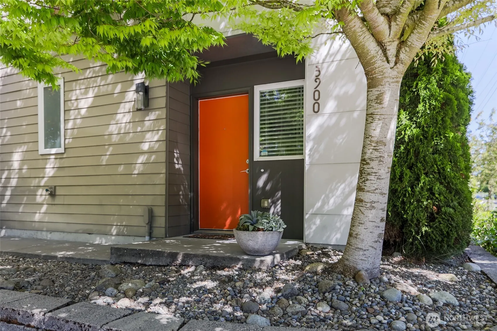 Property photo for 3900 Sw Findlay Street, Seattle
