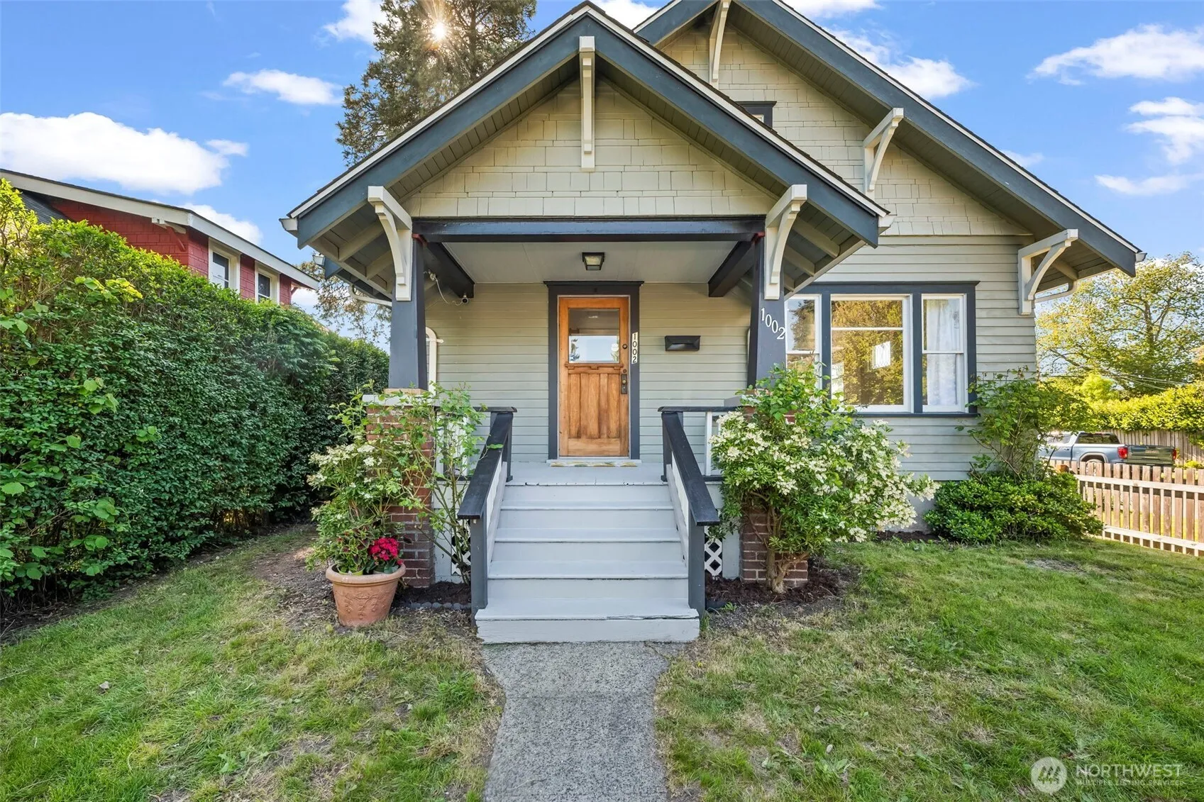 Property photo for 1002 S Ferry Street, Tacoma