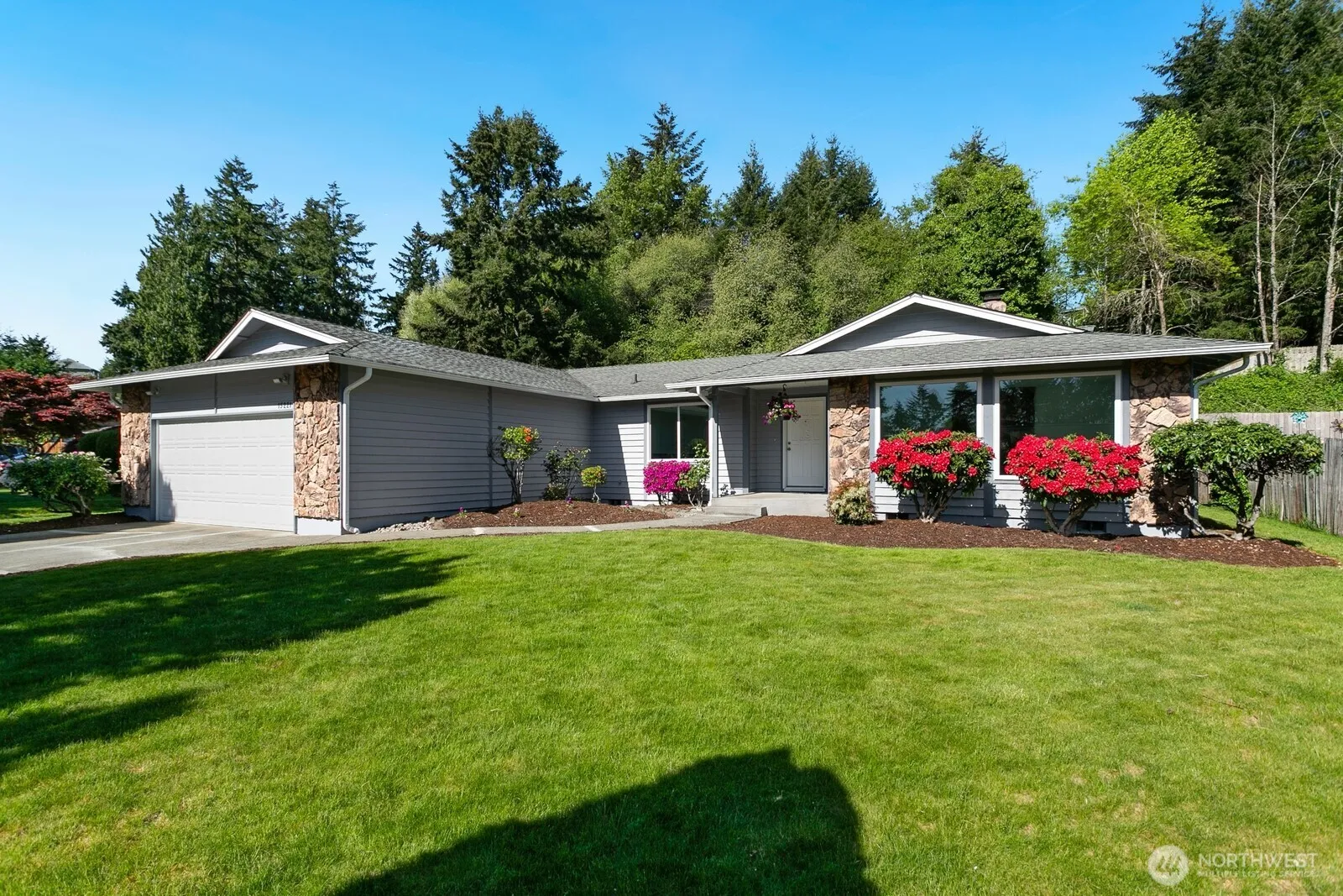 Property photo for 15221 42nd Avenue E, Tacoma