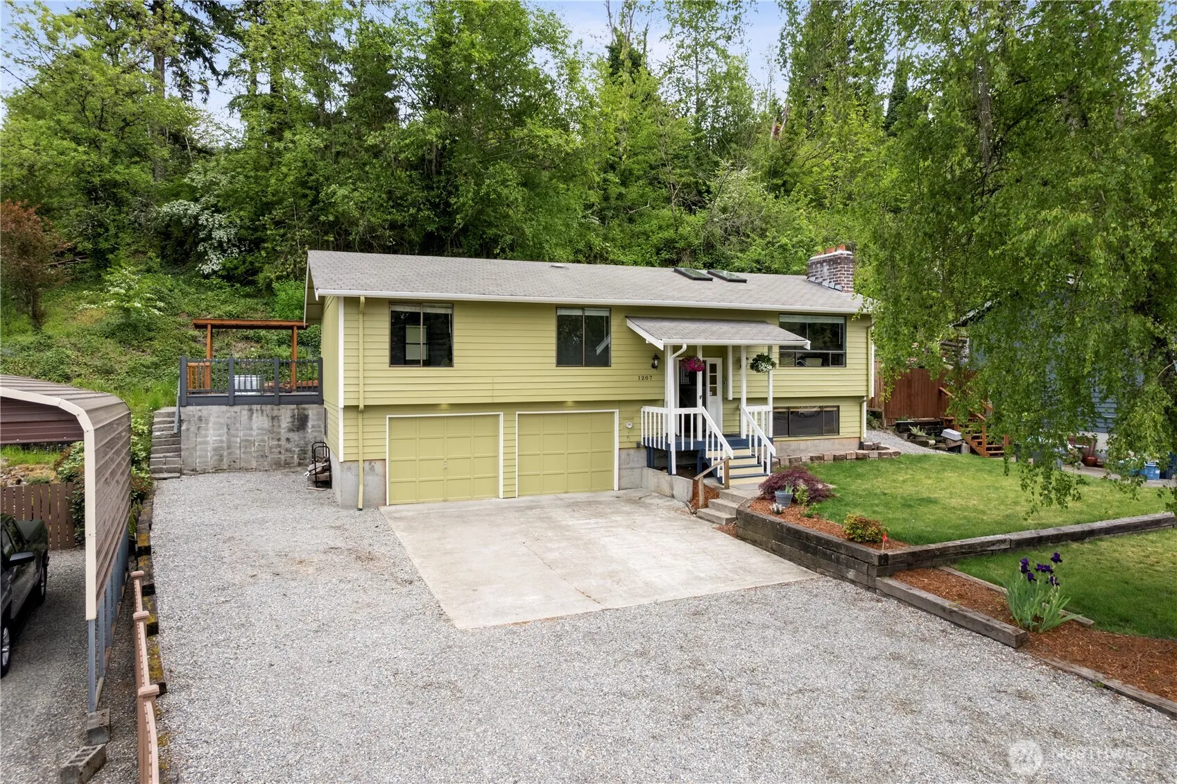 Property photo for 1207 22nd Avenue Se, Puyallup photo 4