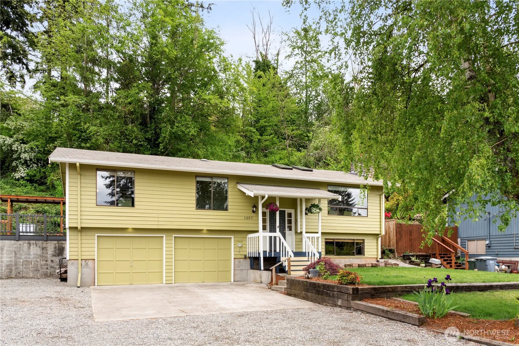 Property photo for 1207 22nd Avenue Se, Puyallup photo 3