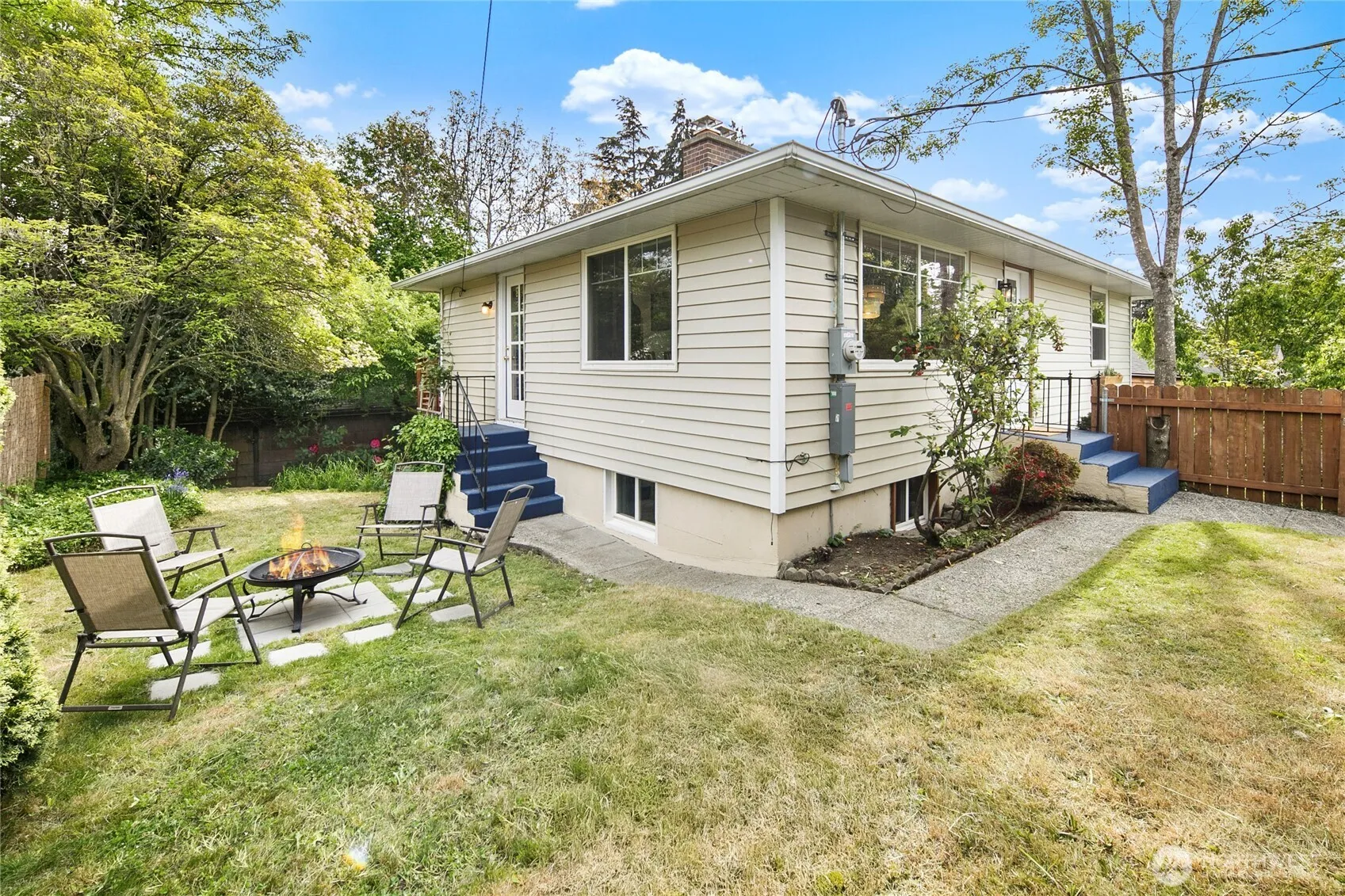 Property photo for 1717 N 90th Street, Seattle