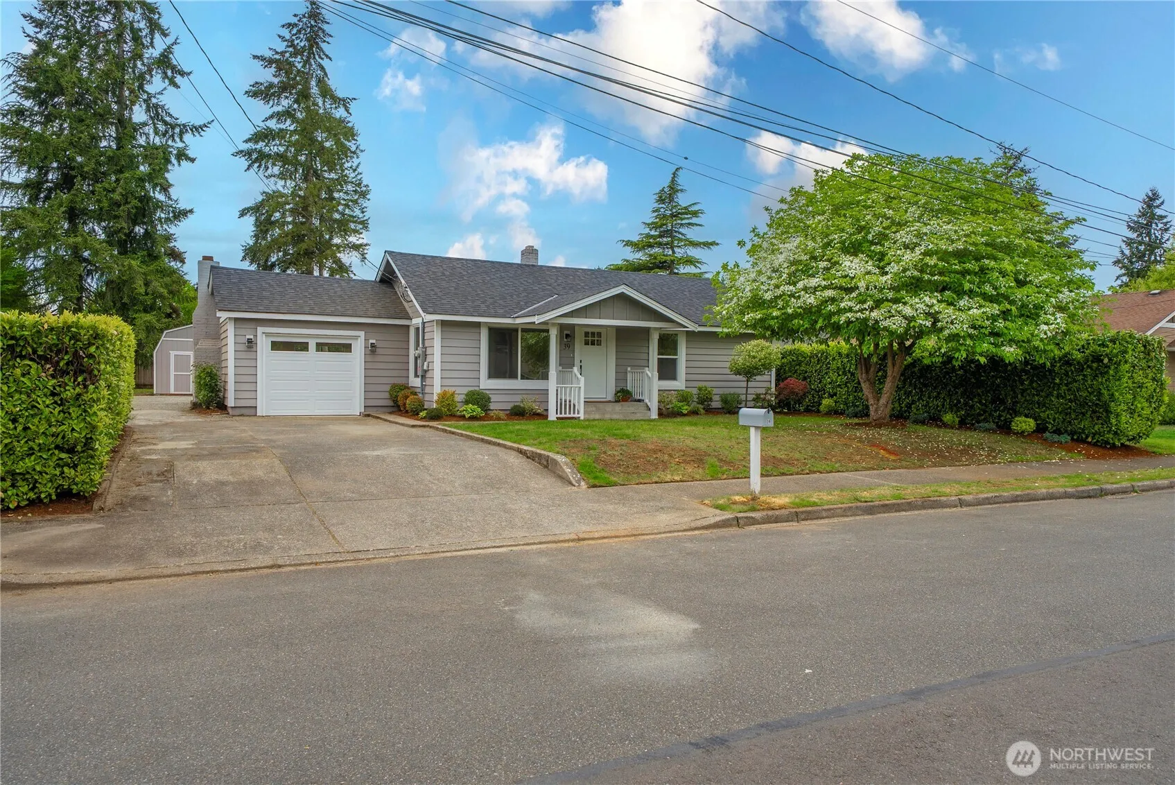 Property photo for 39 U Street Ne, Auburn