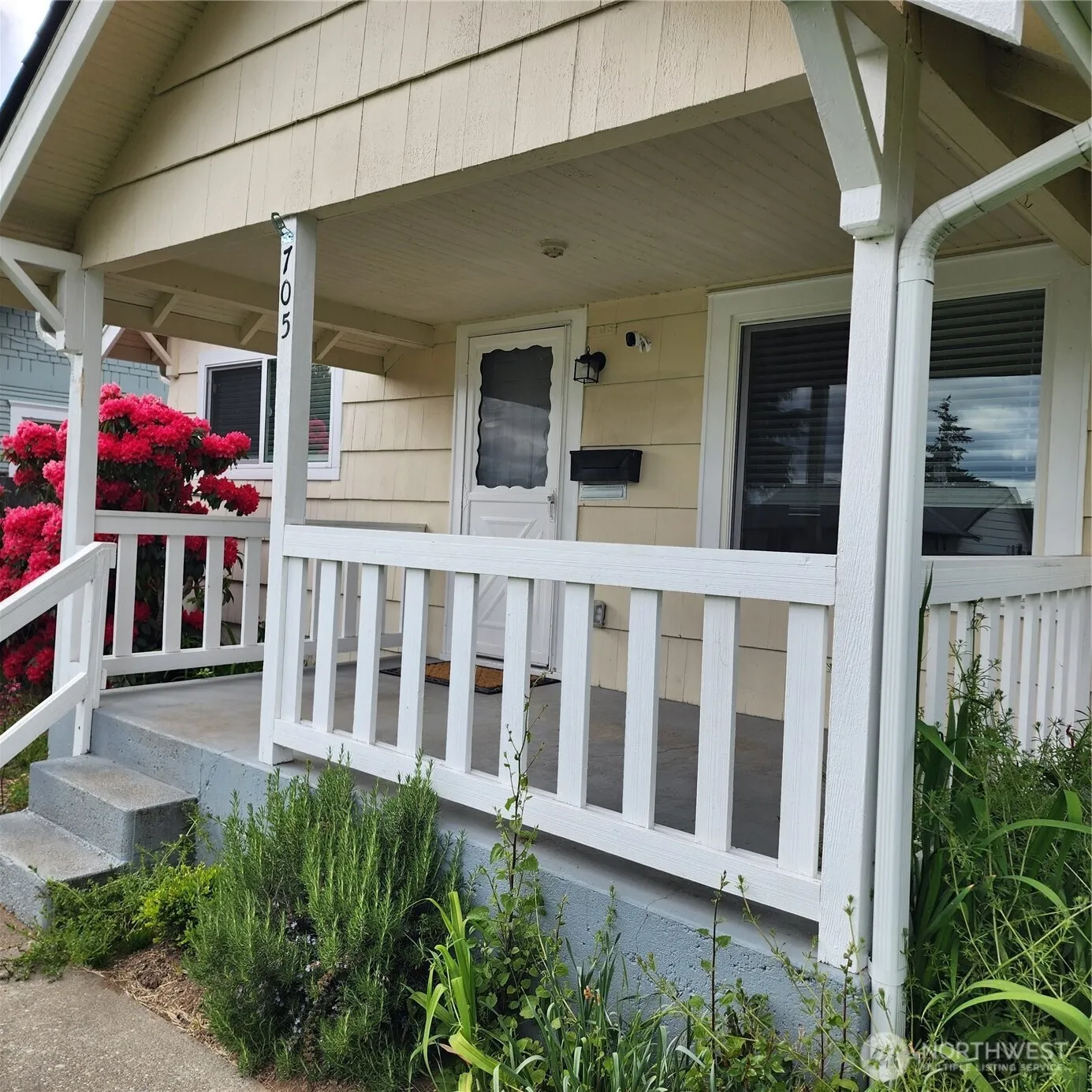 Property photo for 705 E 54th Street, Tacoma photo 3